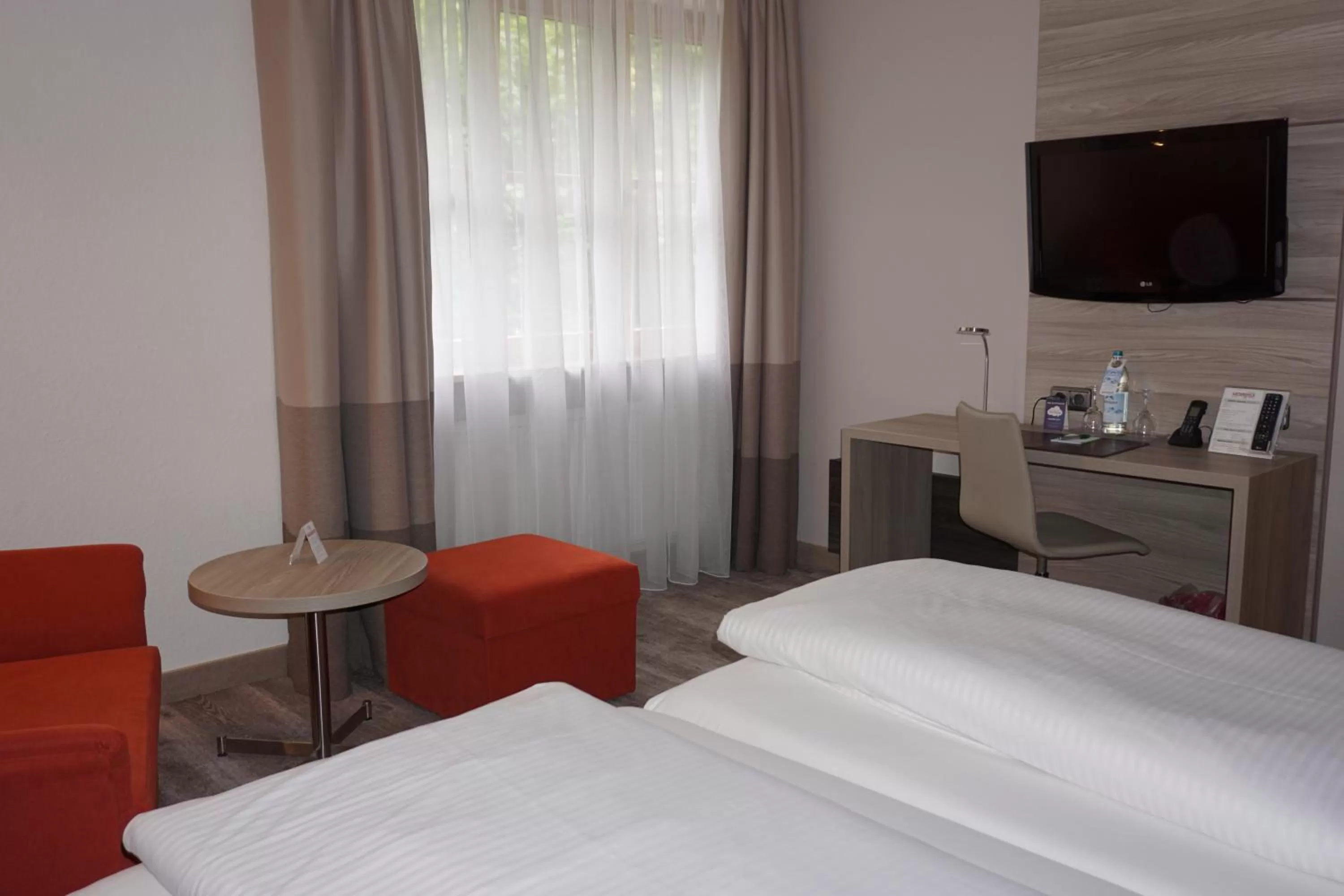 Photo of the whole room, Bed in Hotel Kastanienhof