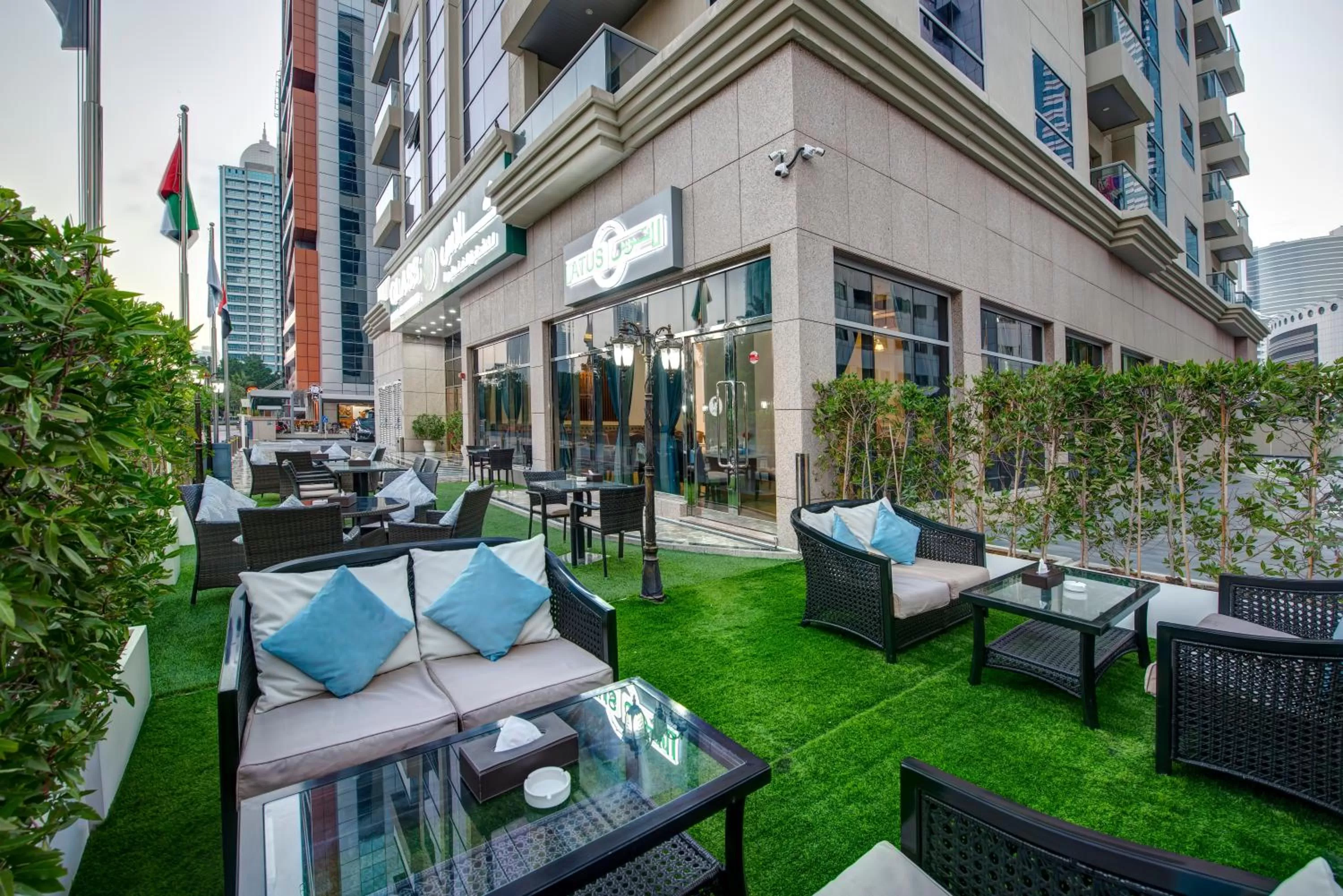 Restaurant/places to eat in Class Hotel Apartments