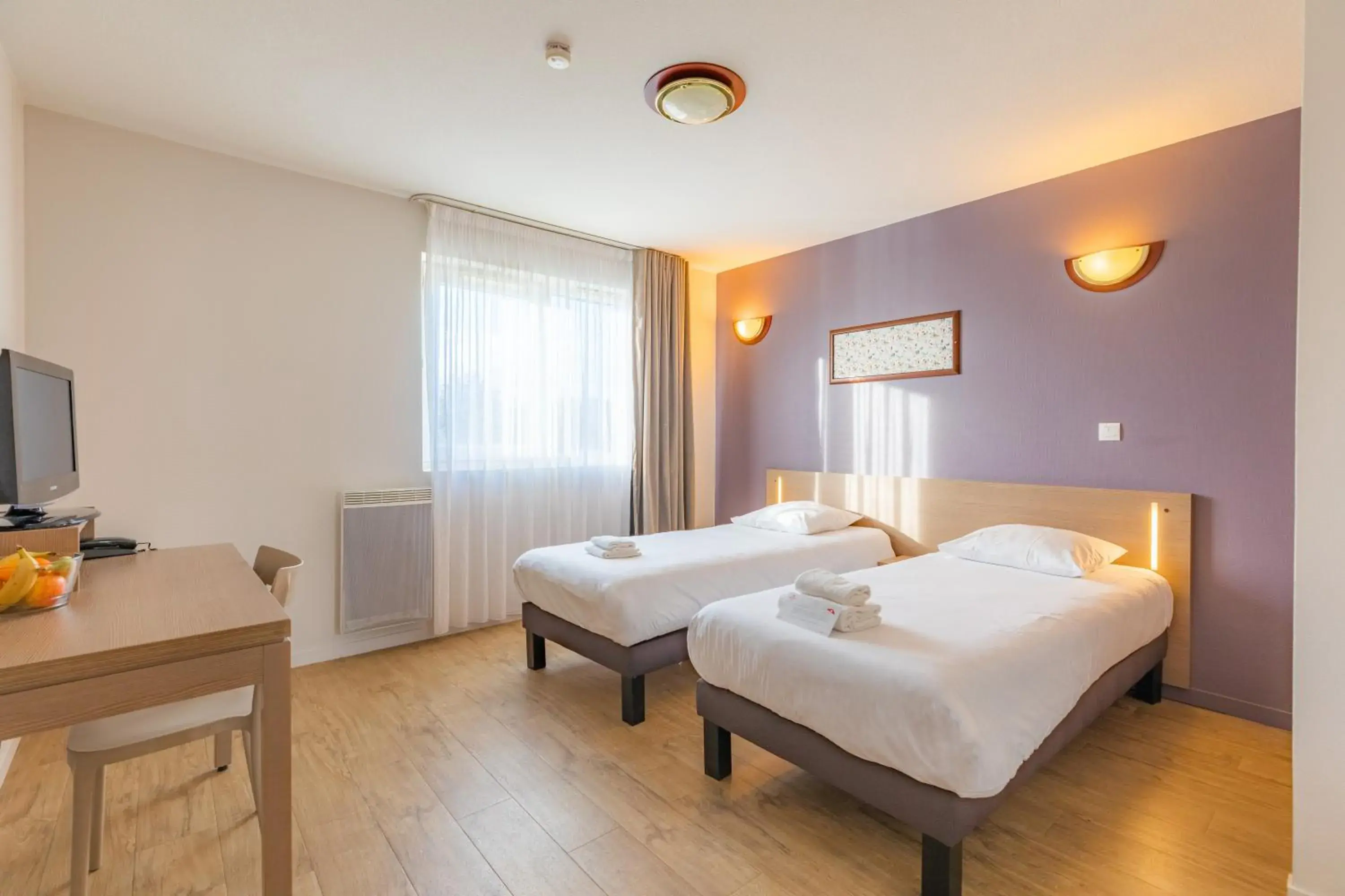 Superior Twin Studio in Appart'City Classic La Roche sur Yon Centre Superior Twin Studio in Appart'City Classic La Roche sur Yon Centre