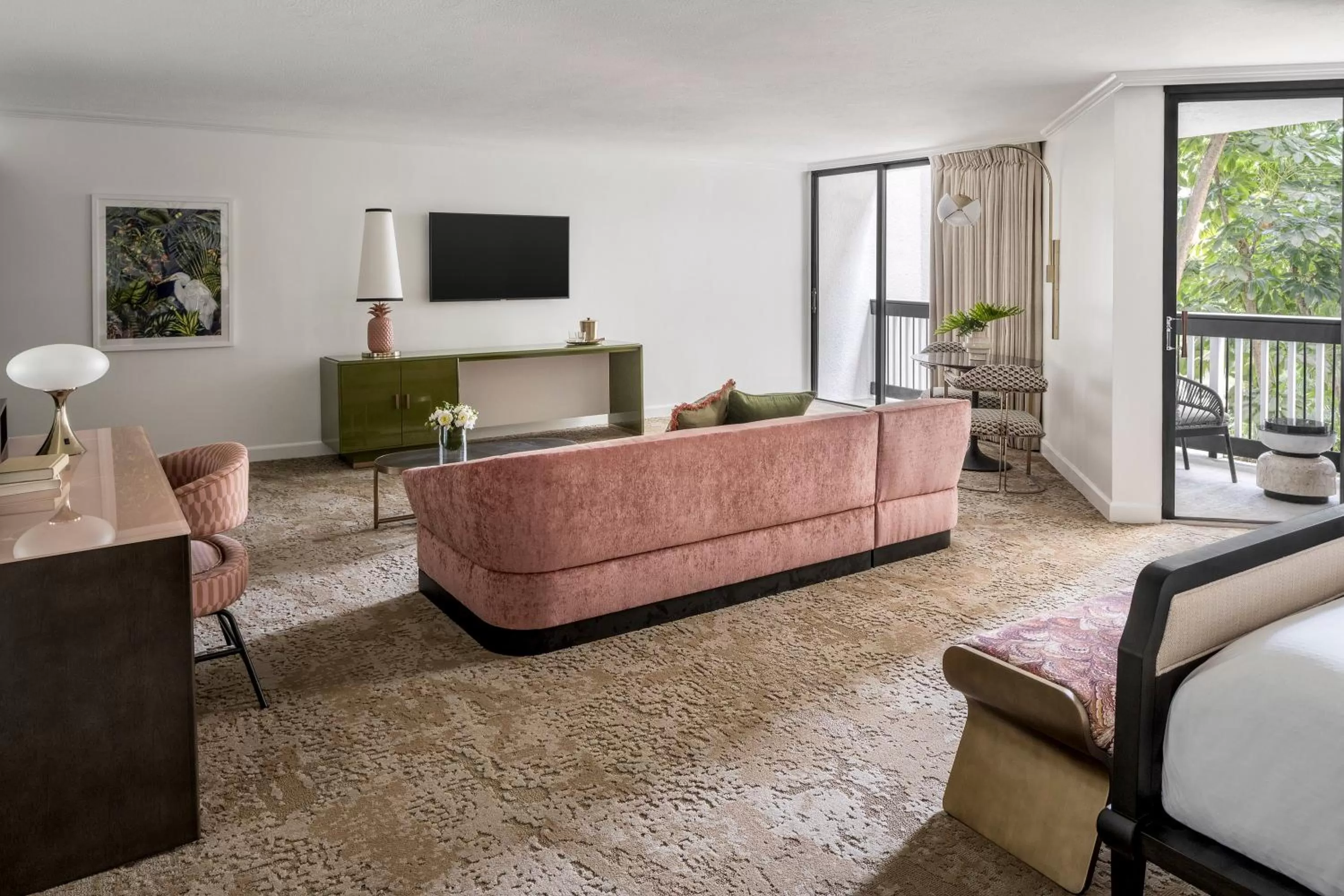 Seating area, Bed in PGA National Resort