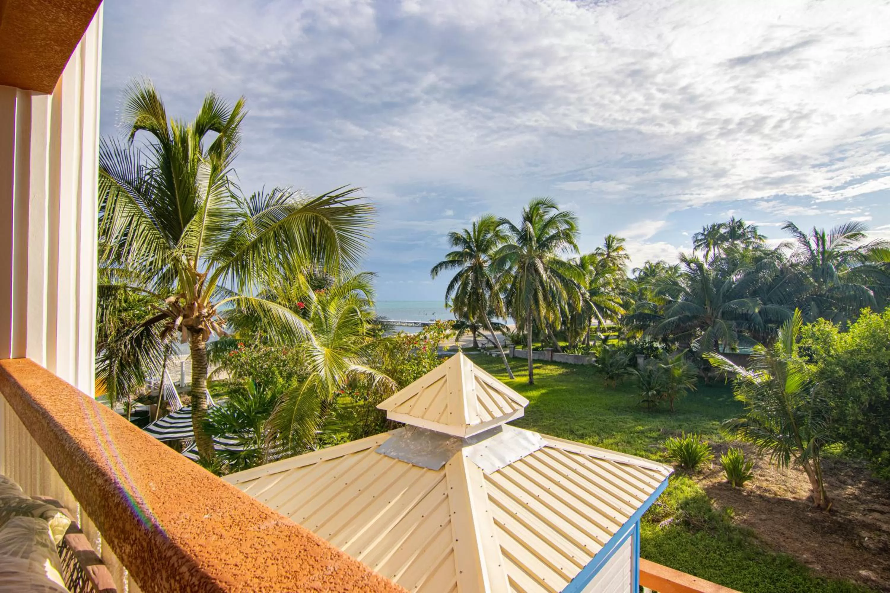 Day in Lighthouse Beach Villas