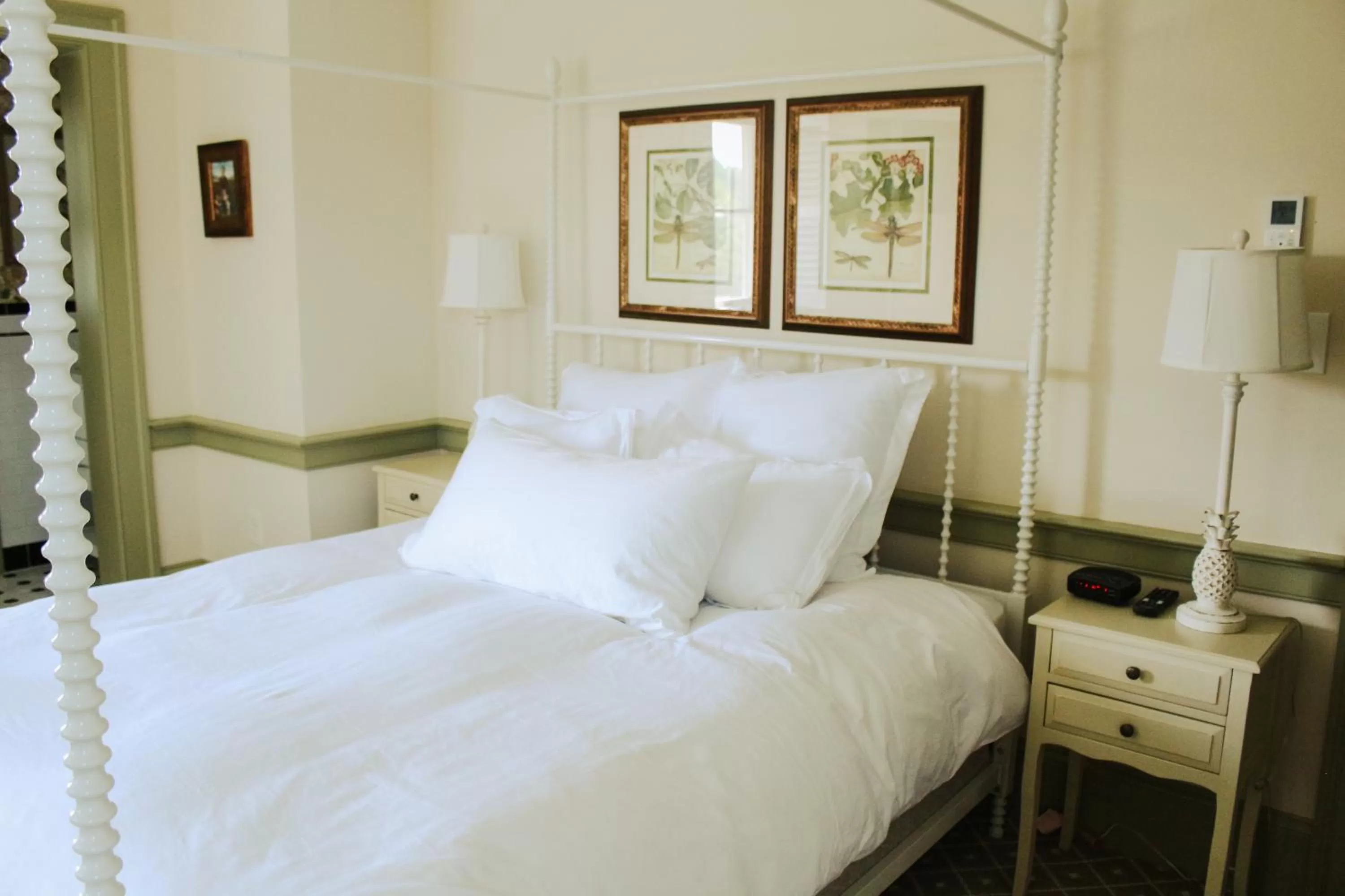 Bed in Mary's Land Farm