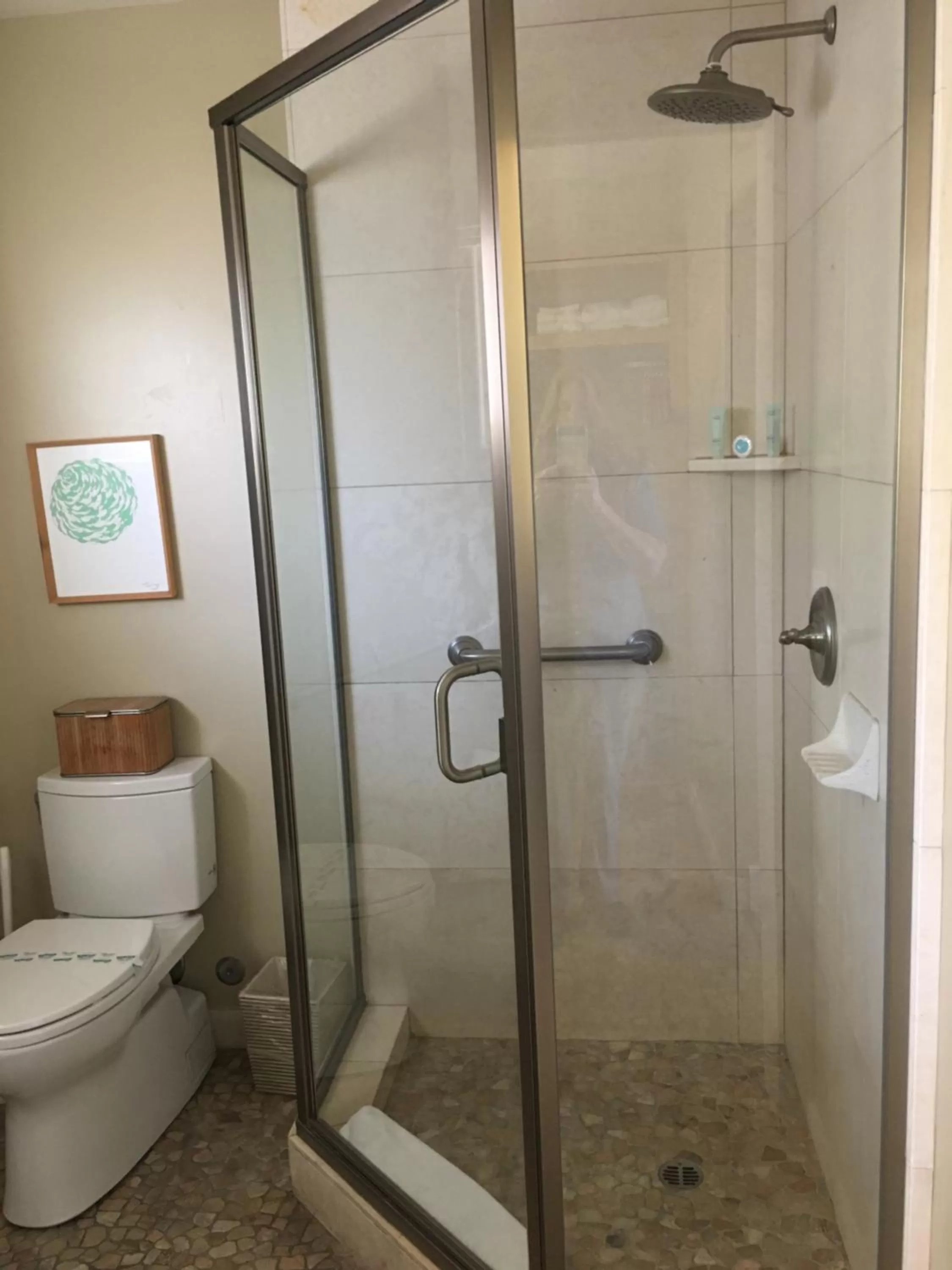 Bathroom in Cambria Shores Inn