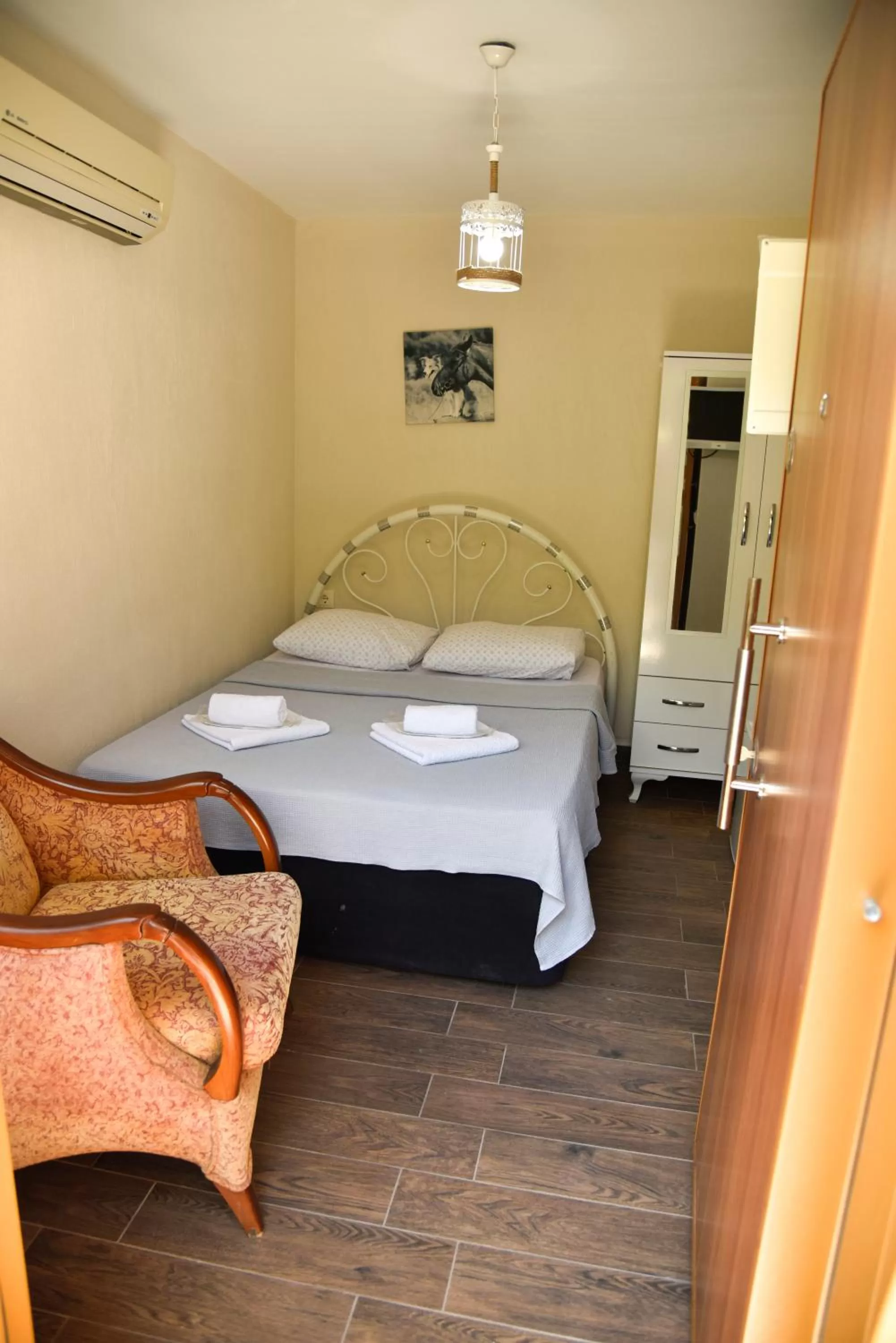 Bedroom, Bed in Balim Sultany