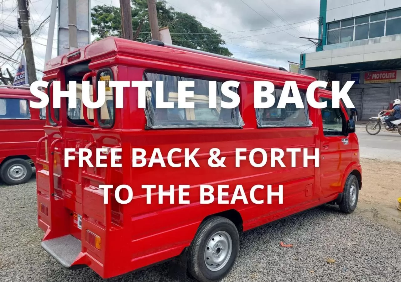 shuttle in Scent of Green Papaya