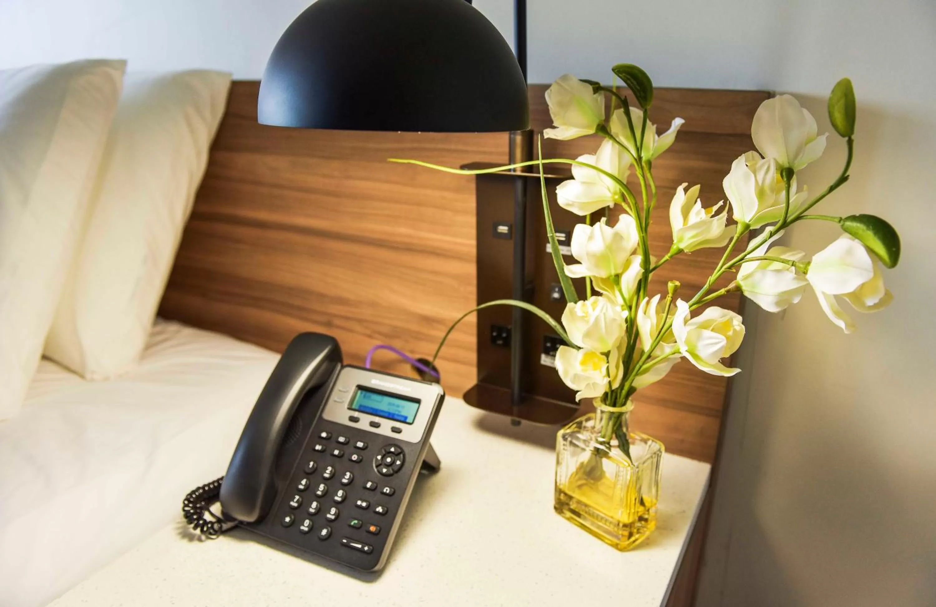 Bedroom in Wyndham Garden North Bergen - Secaucus