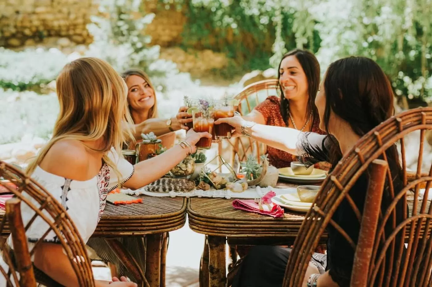 Patio in Adobe and Pines Inn Bed and Breakfast