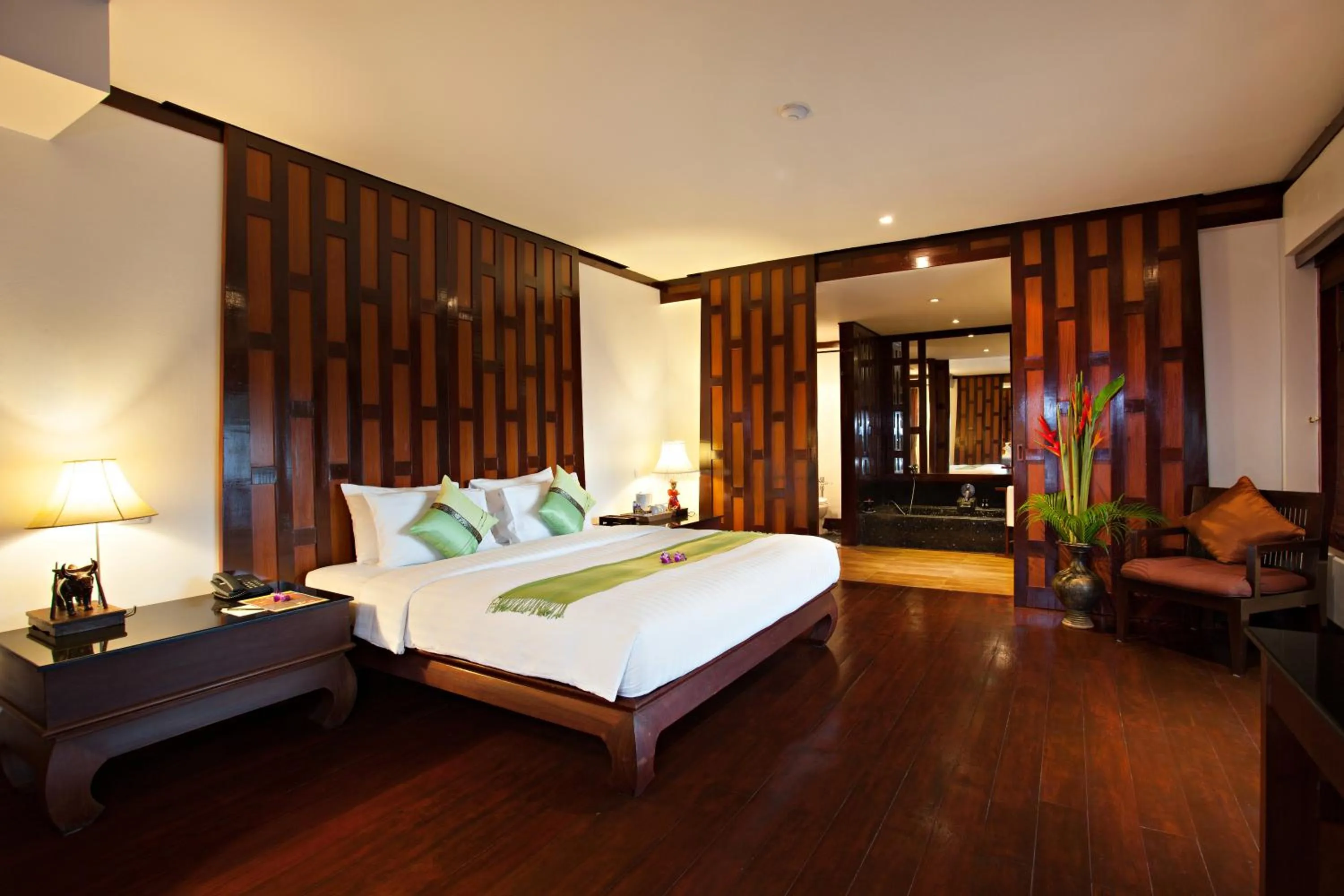 Photo of the whole room, Bed in Baan Yin Dee Boutique Resort Phuket - SHA Plus