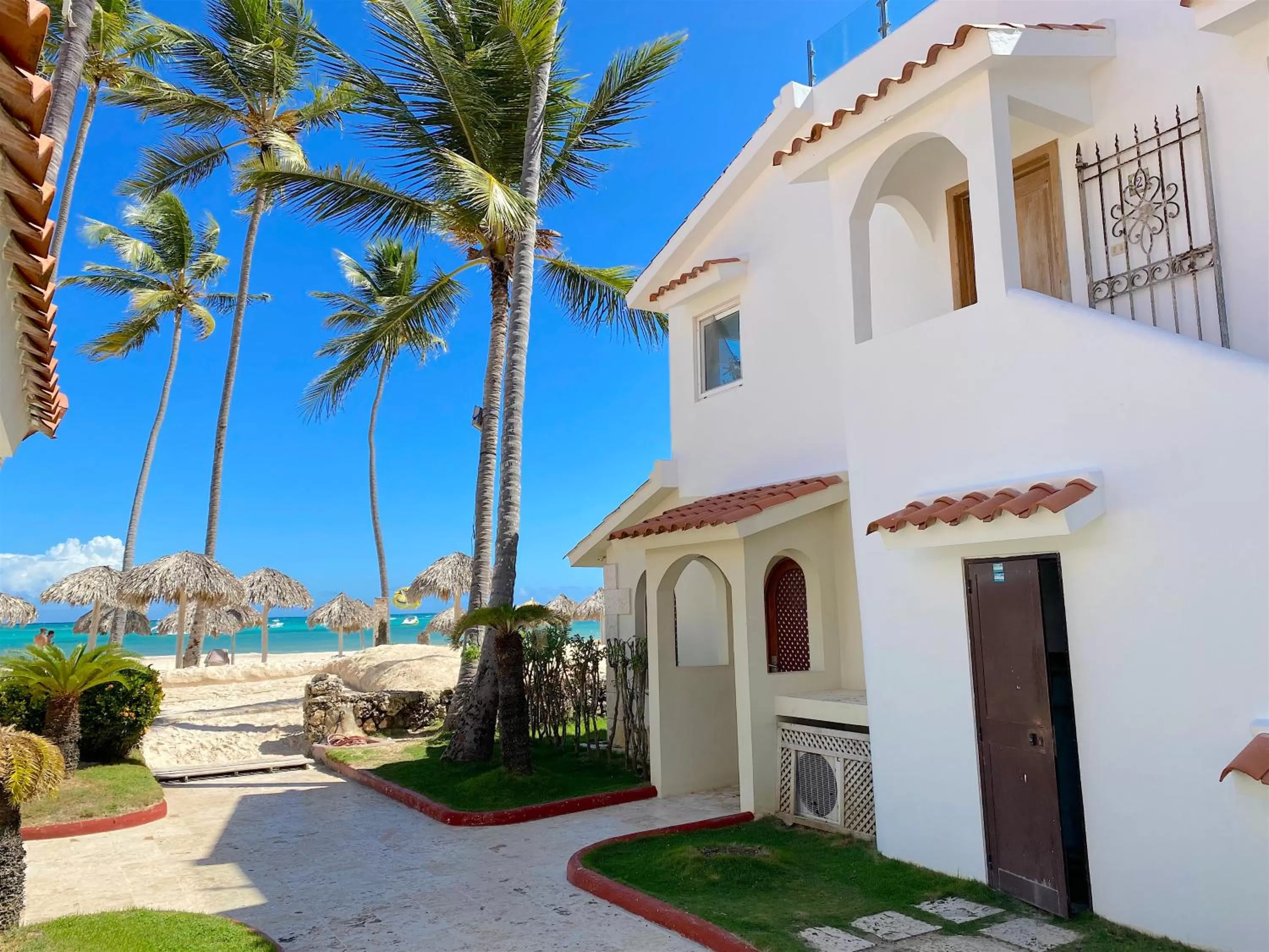 Property Building in LOS CORALES VILLAS and SUITES - BEACH CLUB, SPA, RESTAURANTS