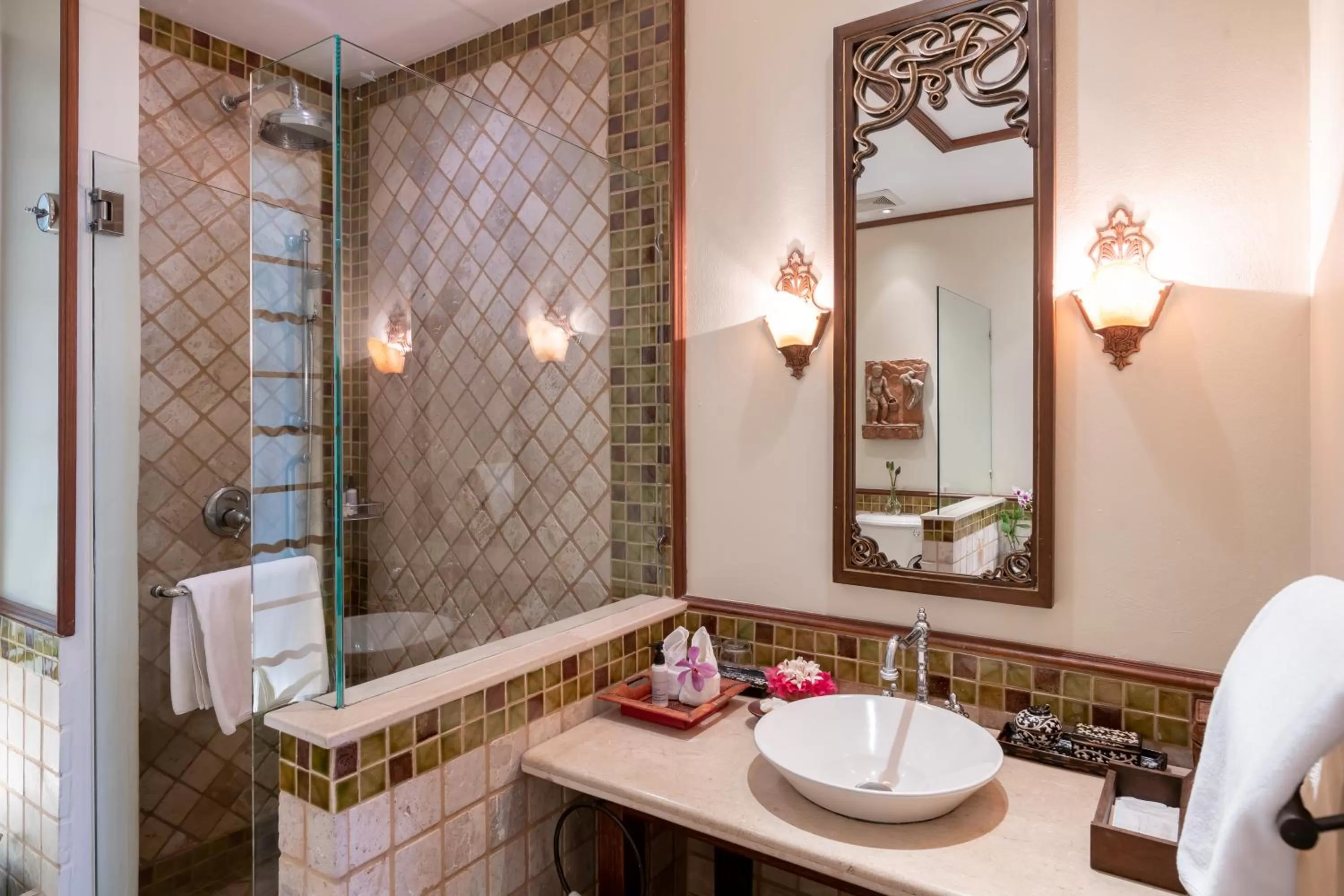 Shower in Ariyasom Villa