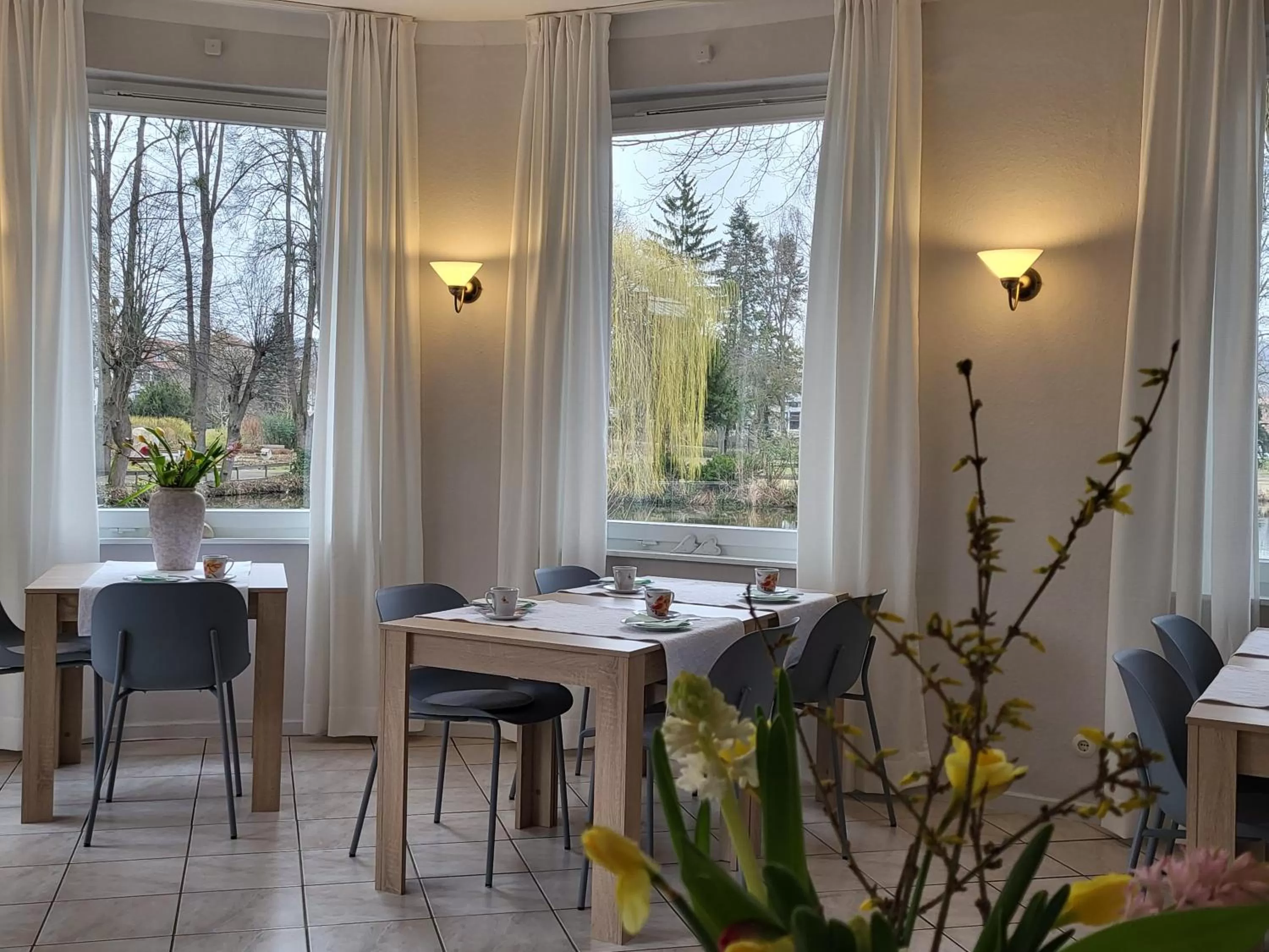 Breakfast, Restaurant/Places to Eat in Parkhotel Am Schwanenteich