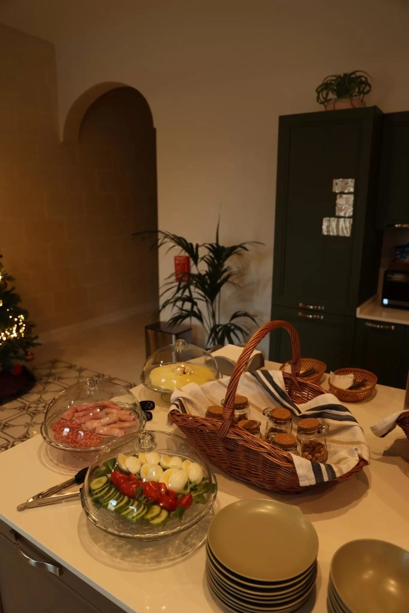 Breakfast in The Carob Tree