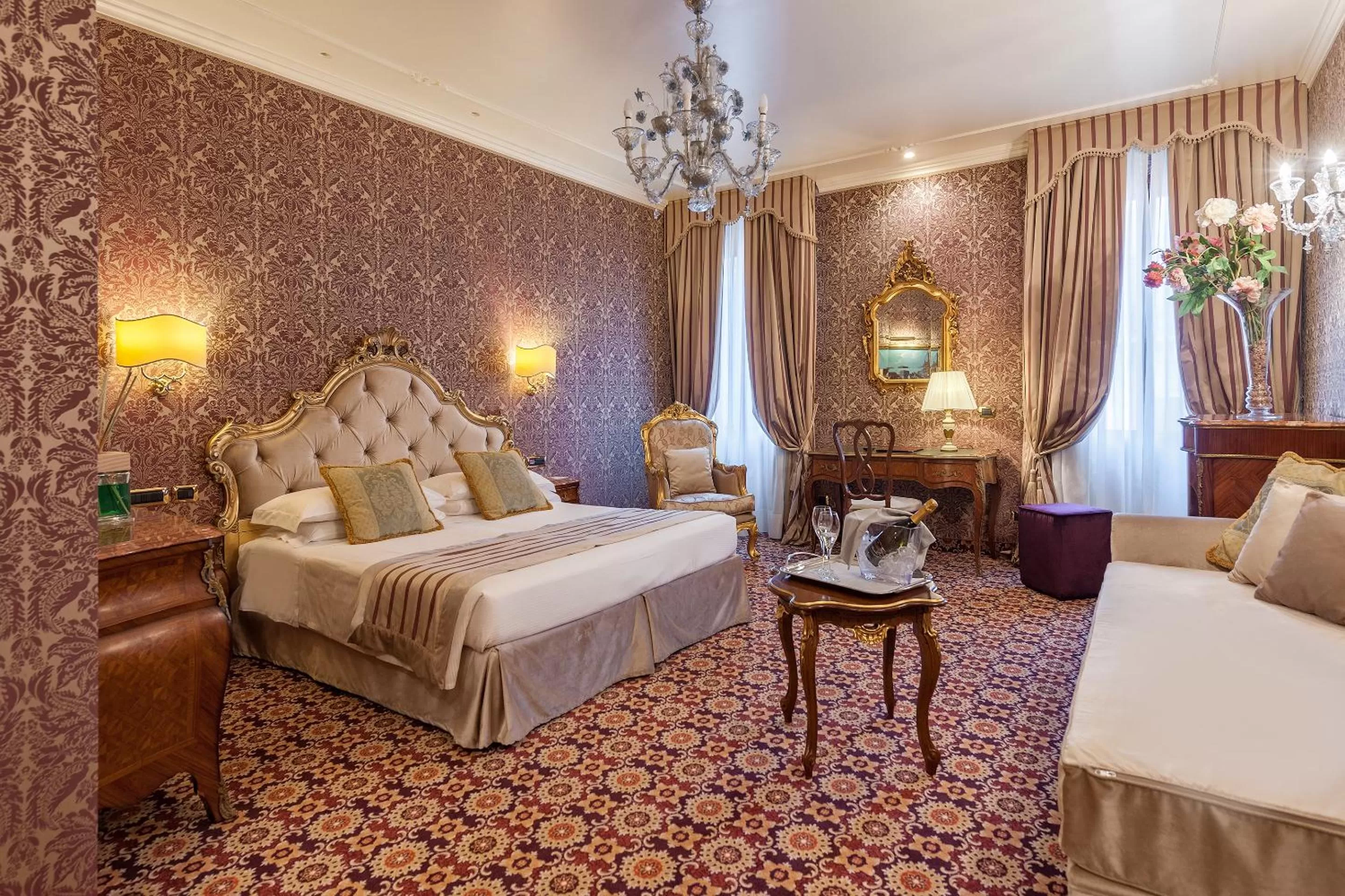 Photo of the whole room, Bed in Hotel Ca' dei Conti