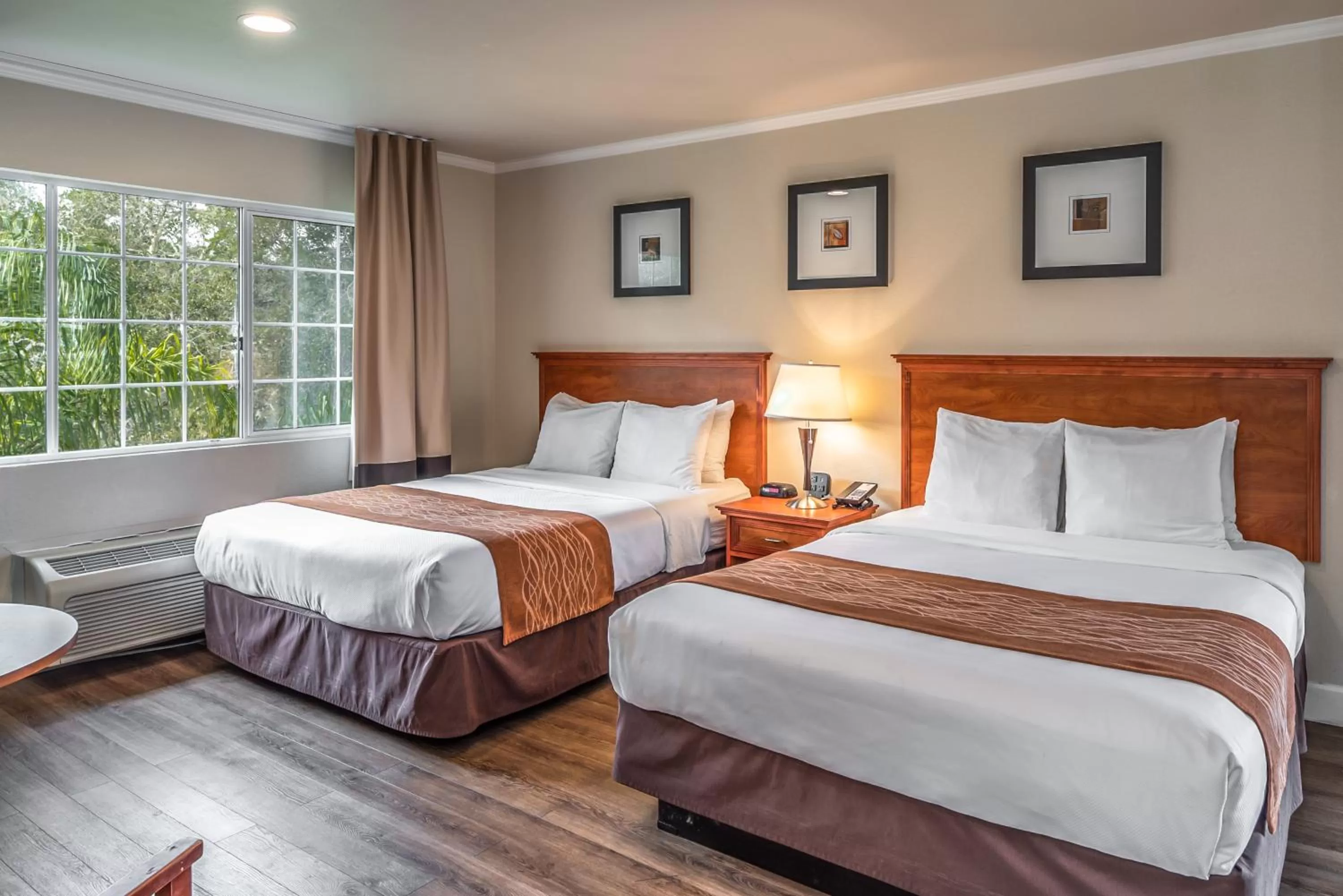 Bedroom, Bed in The Inn at 1252 Monterey