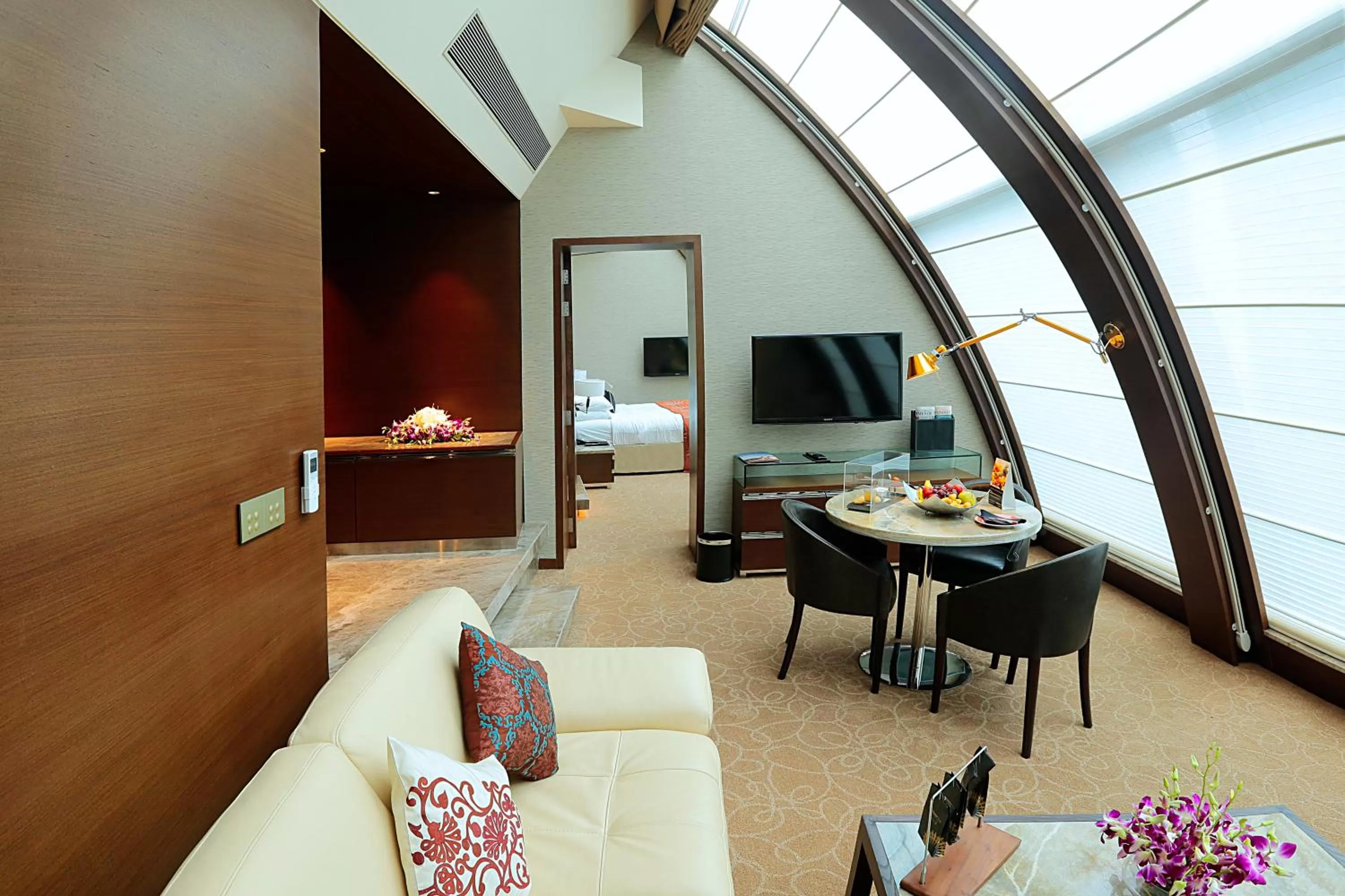 Living room in Hotel Sahara Star