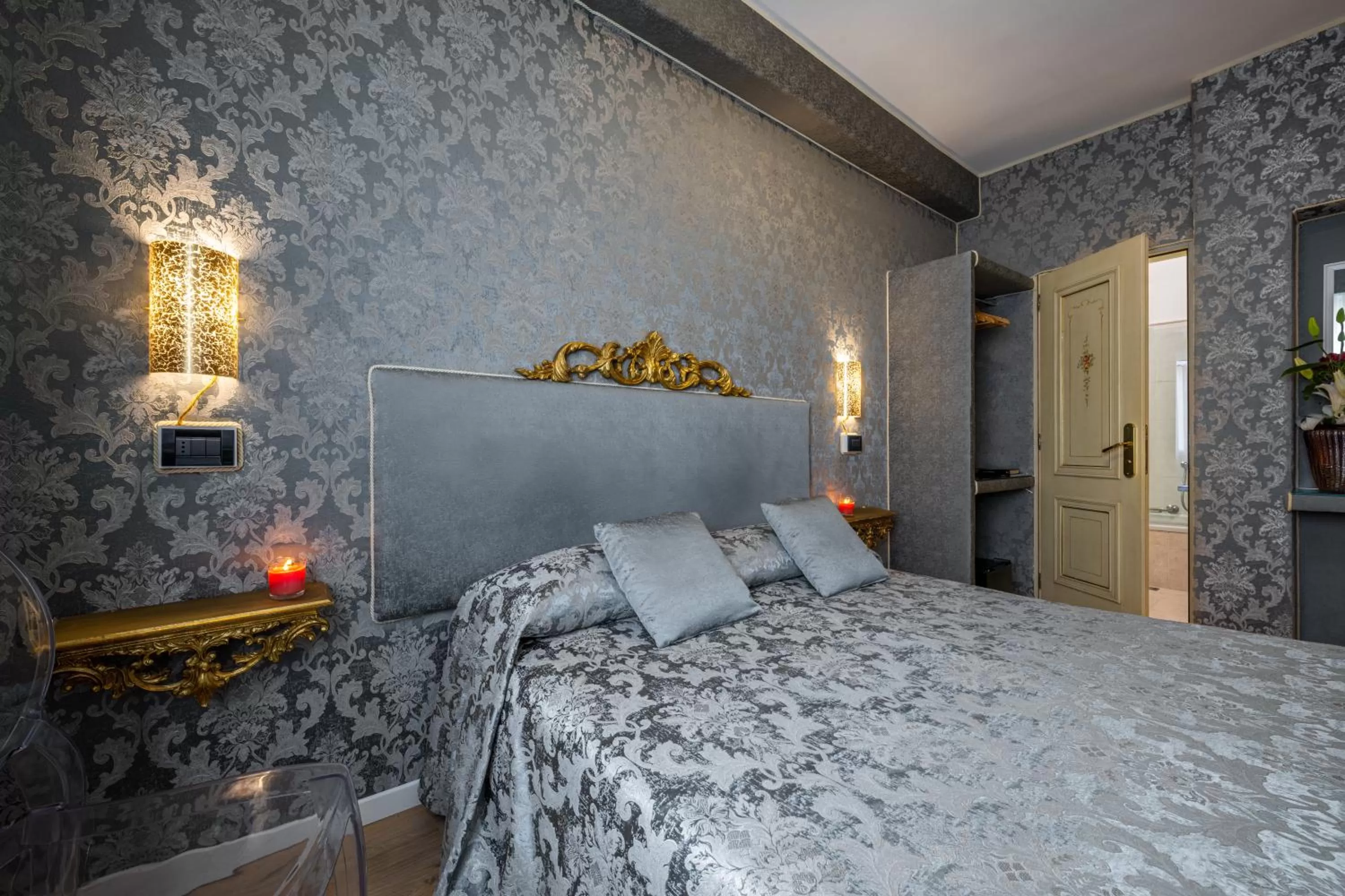 Bedroom, Bed in Hotel Apostoli Garden