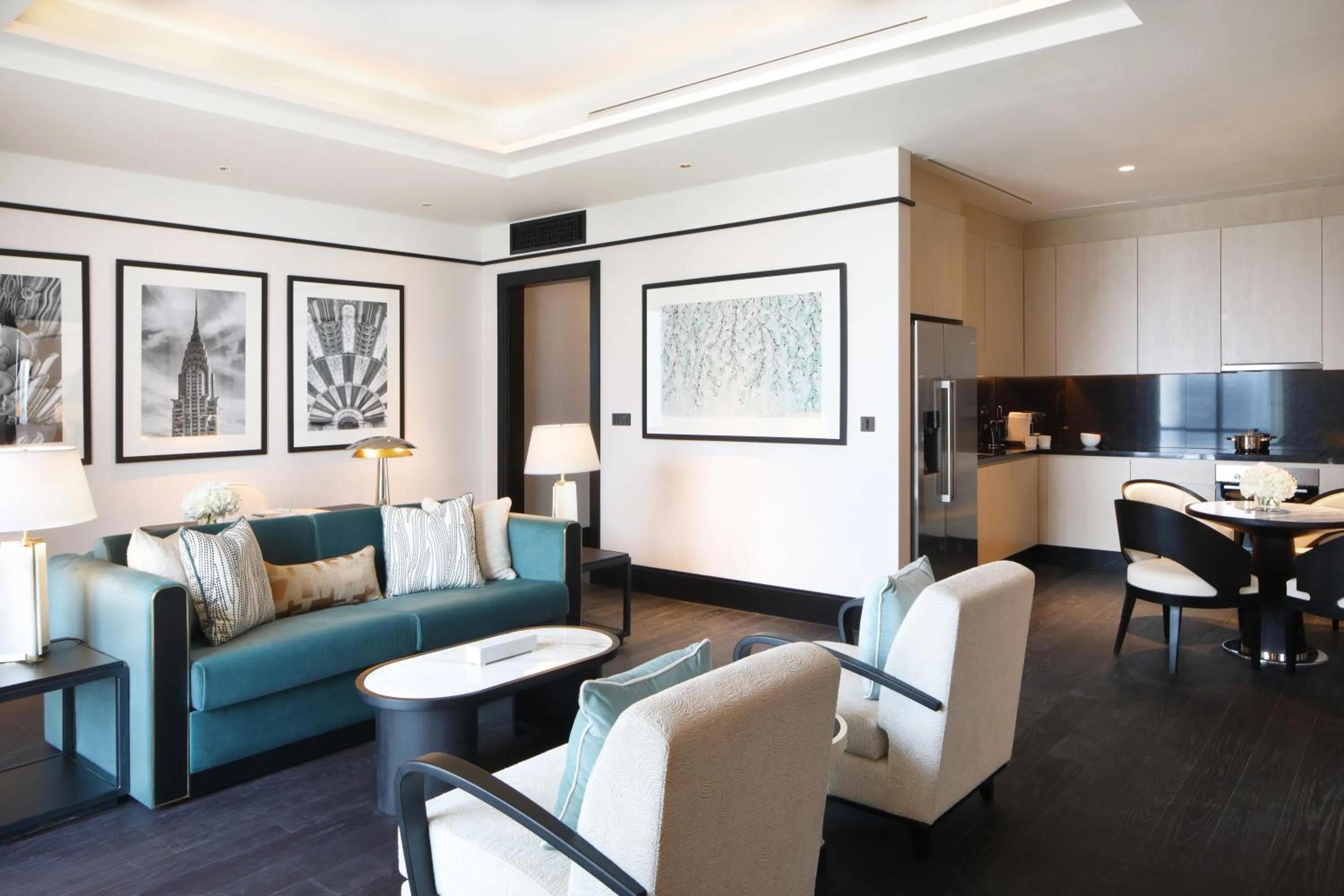 Kitchen or kitchenette in Waldorf Astoria Doha West Bay