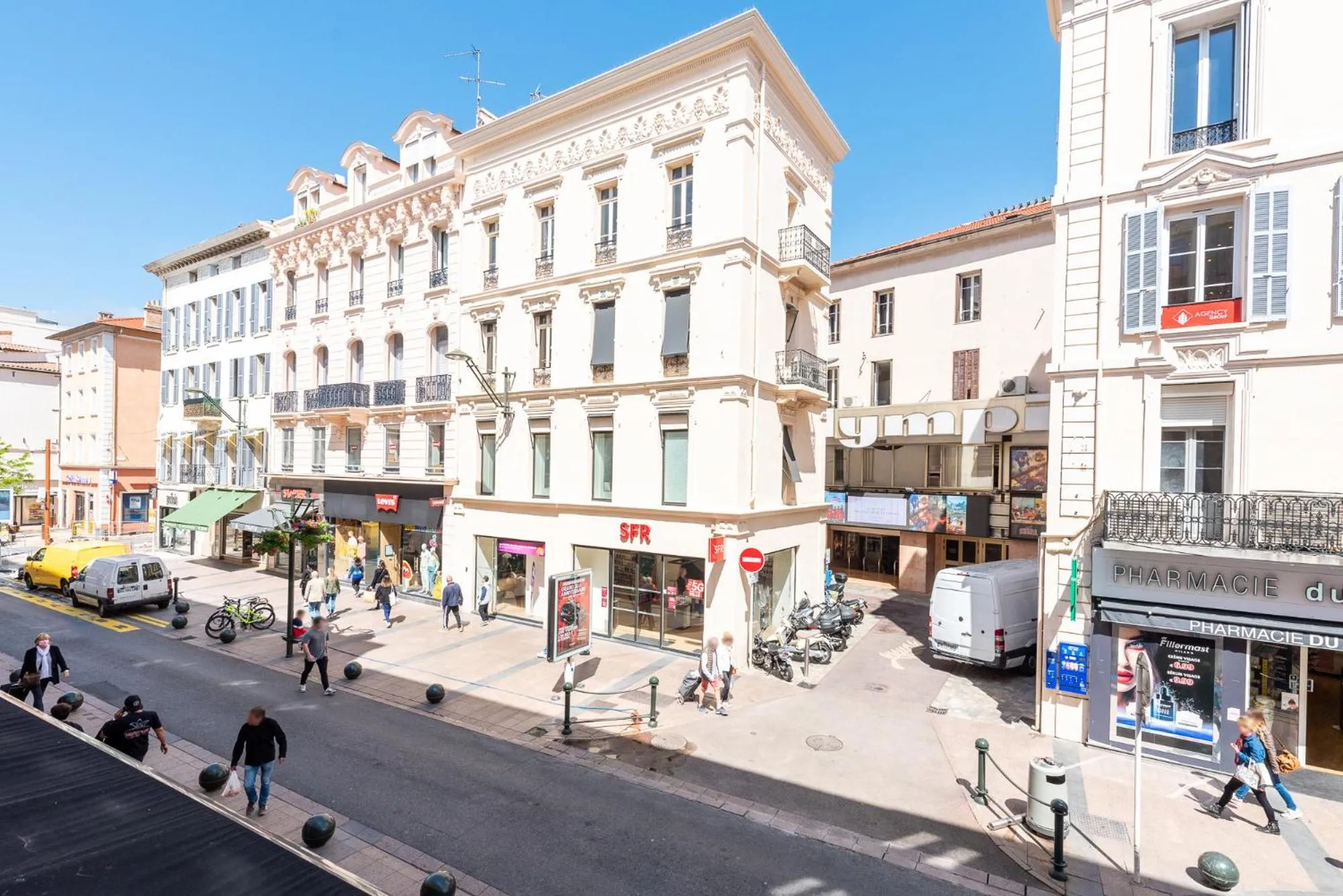 Property building in Florella Croisette Apartment