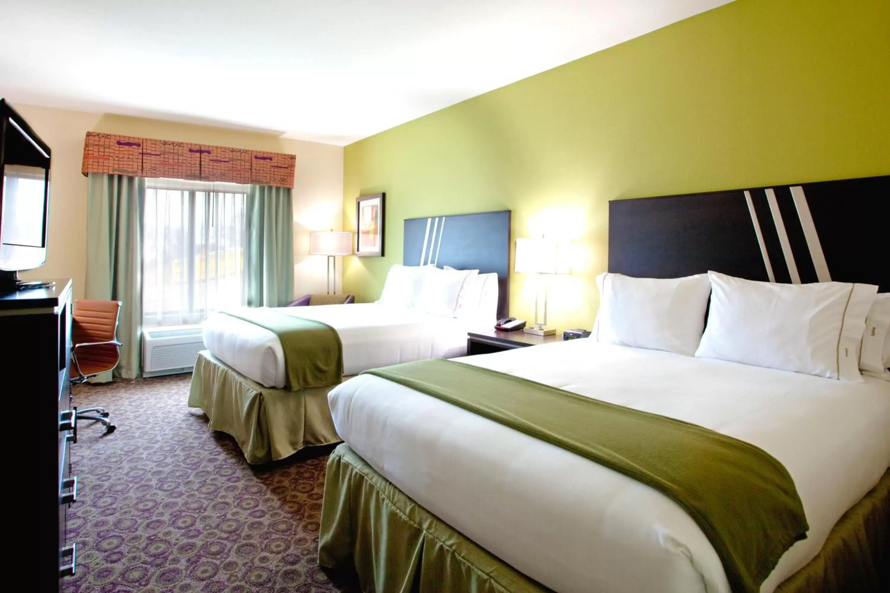 Queen Room with Two Queen Beds in Holiday Inn Express Hotel & Suites Clemson - University Area by IHG Queen Room with Two Queen Beds in Holiday Inn Express Hotel & Suites Clemson - University Area by IHG