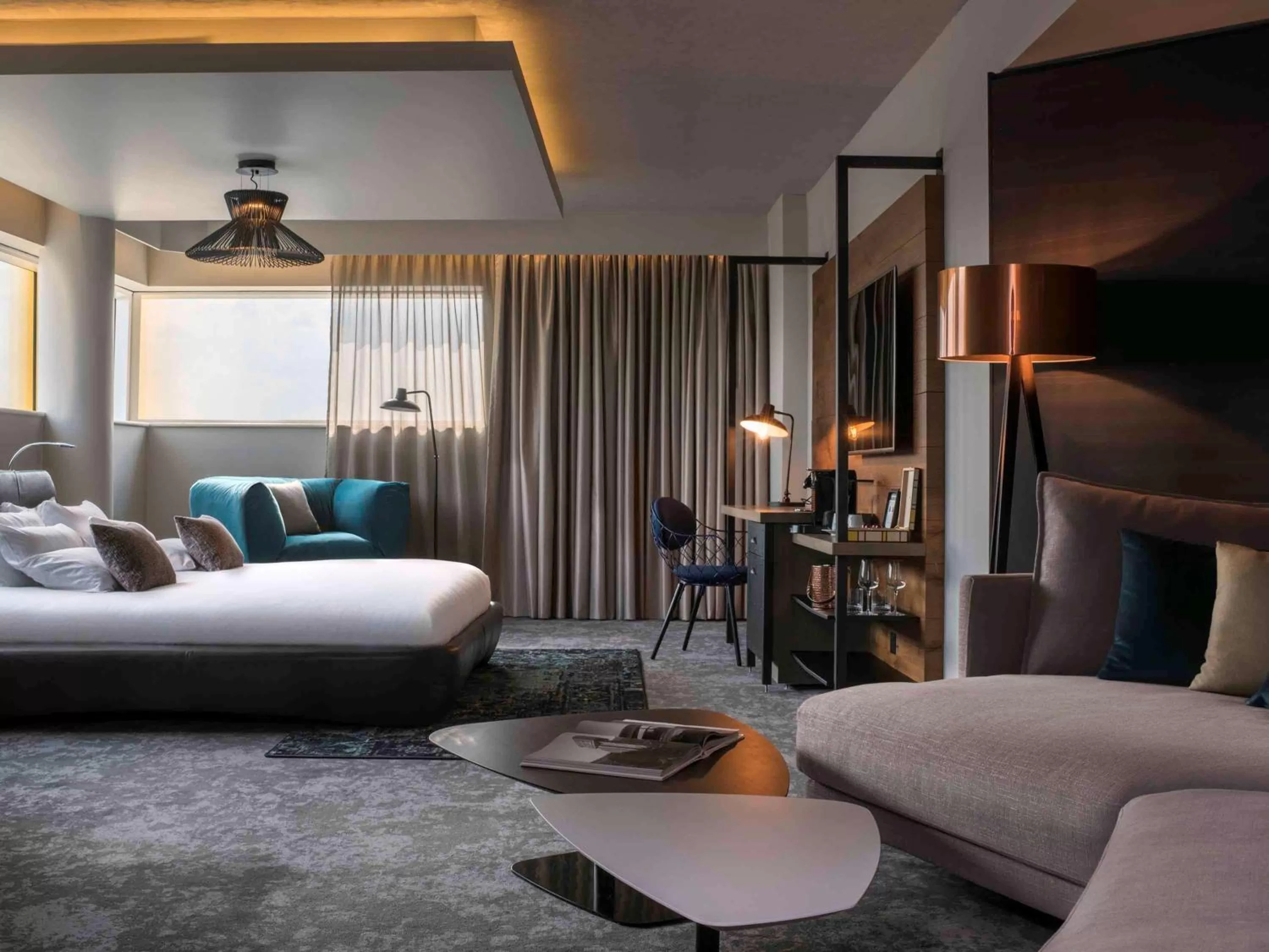 Photo of the whole room, Bed in Novotel London Canary Wharf