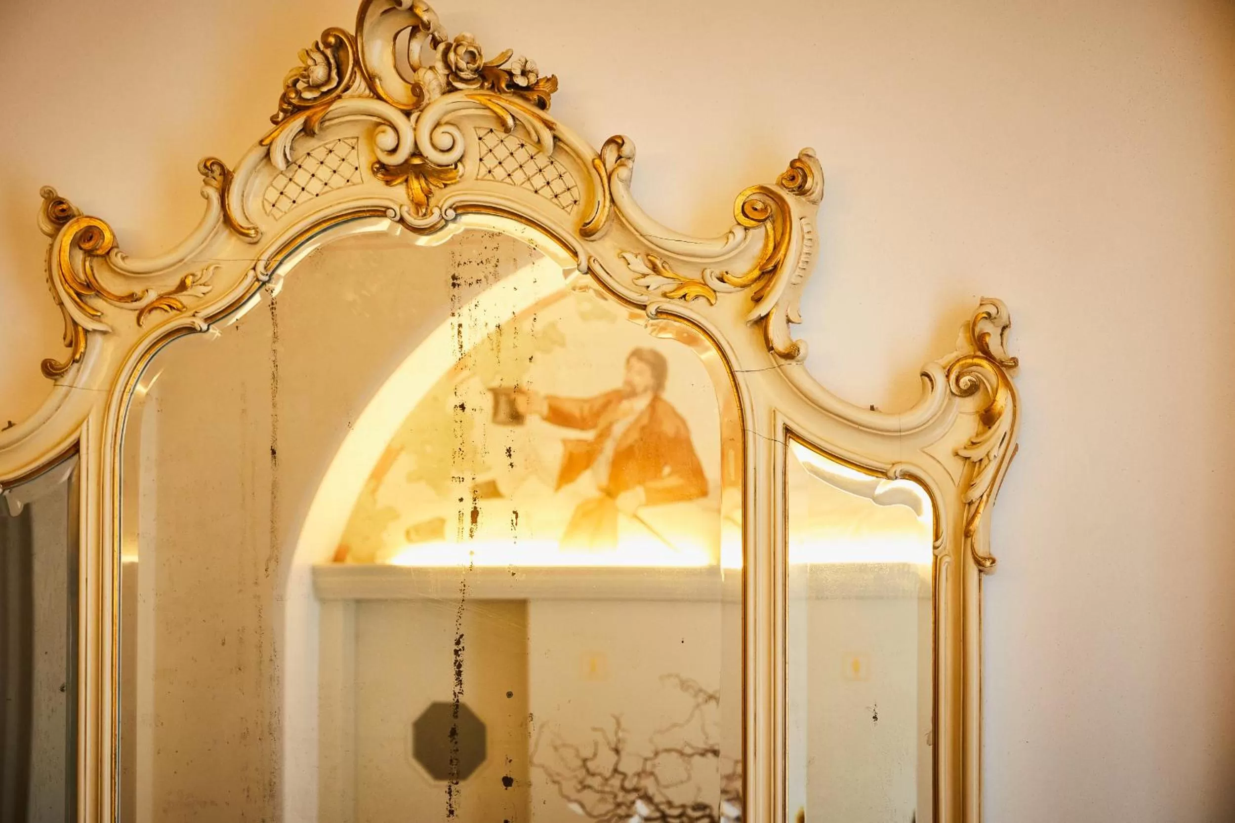 Decorative detail in Grand Hotel Imperial