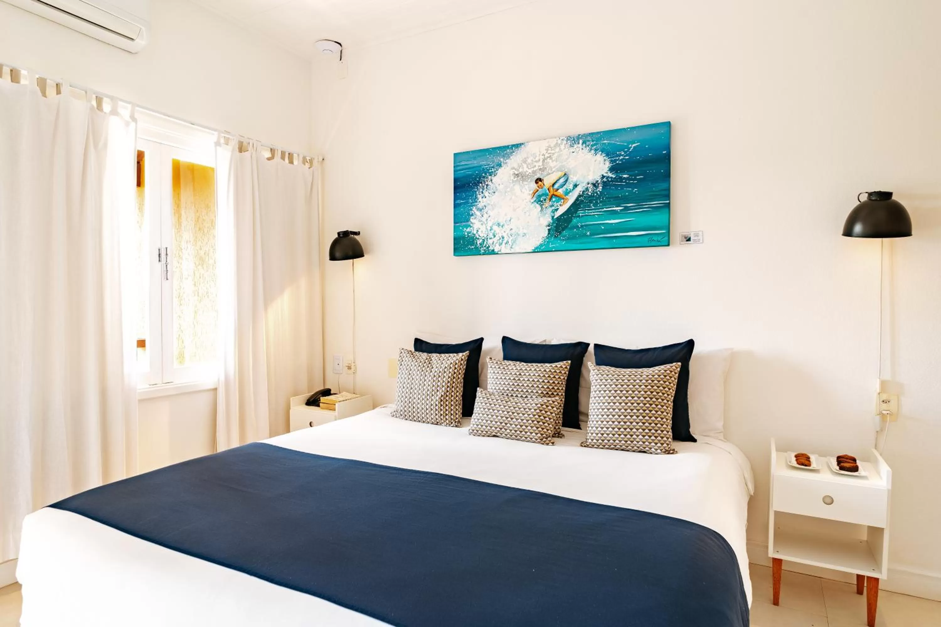 Bed in Jubarte Hotel by Insólito