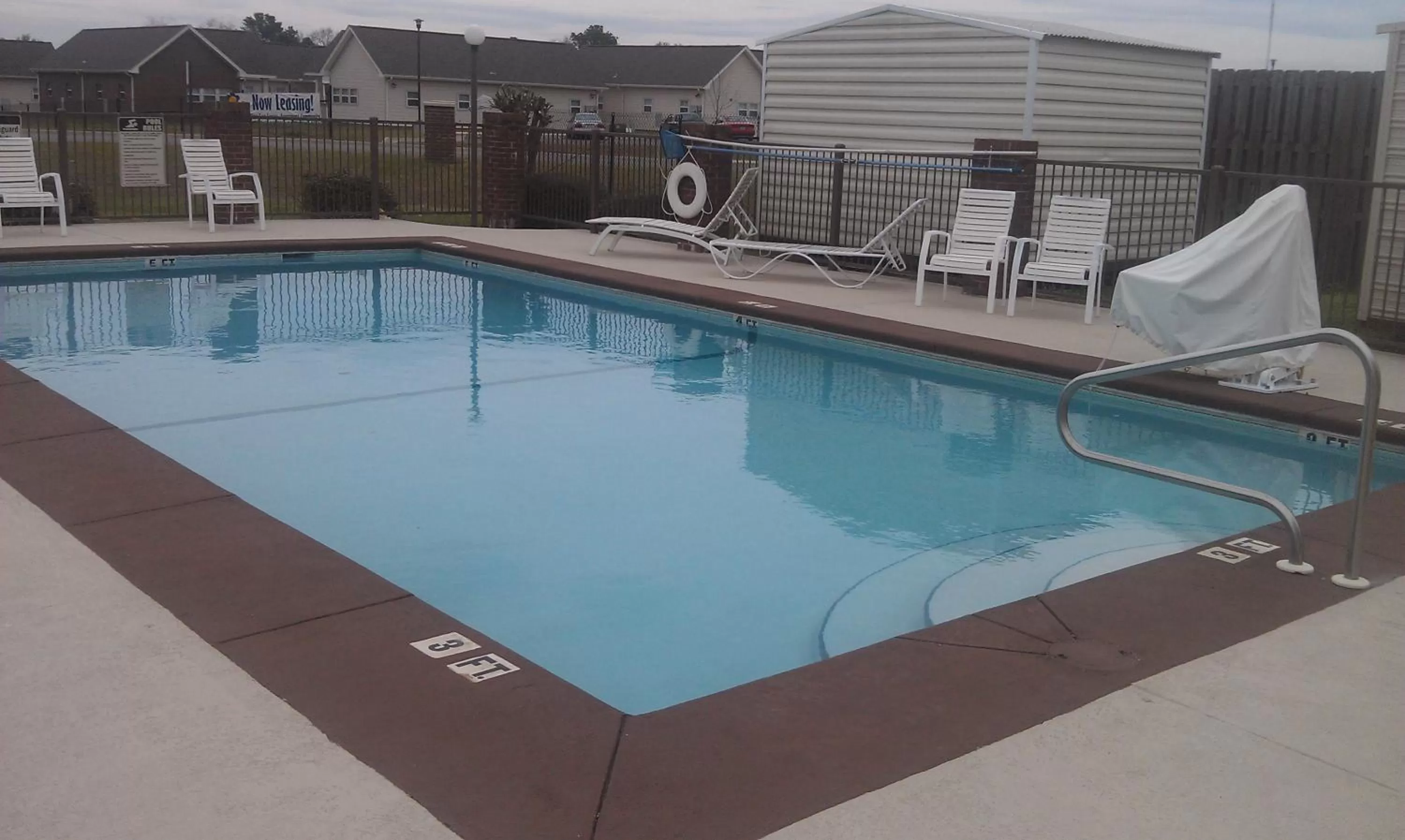 Swimming pool in GuestHouse Inn Dothan