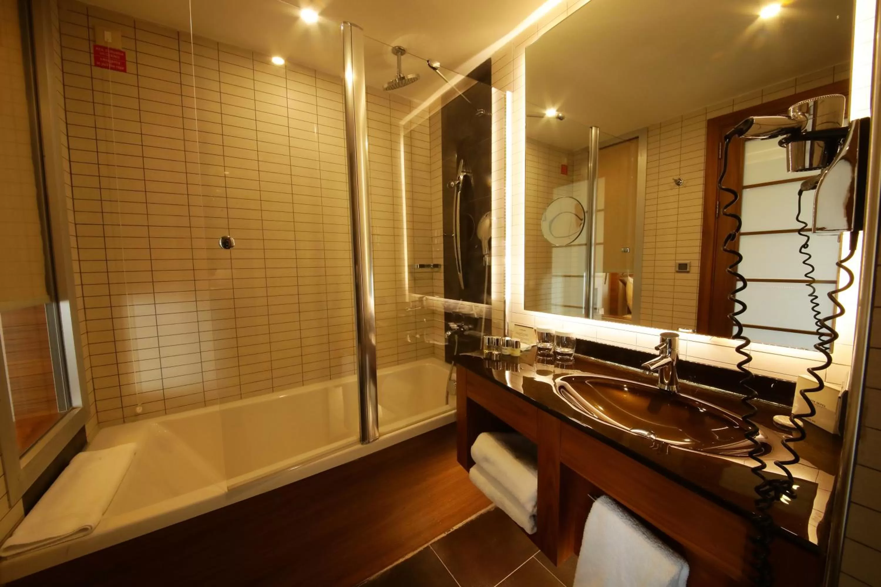 Bathroom in Cevahir Hotel Istanbul Asia