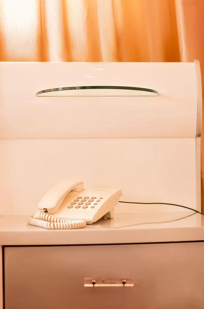 TV/Entertainment Center in Hotel 8th Mile