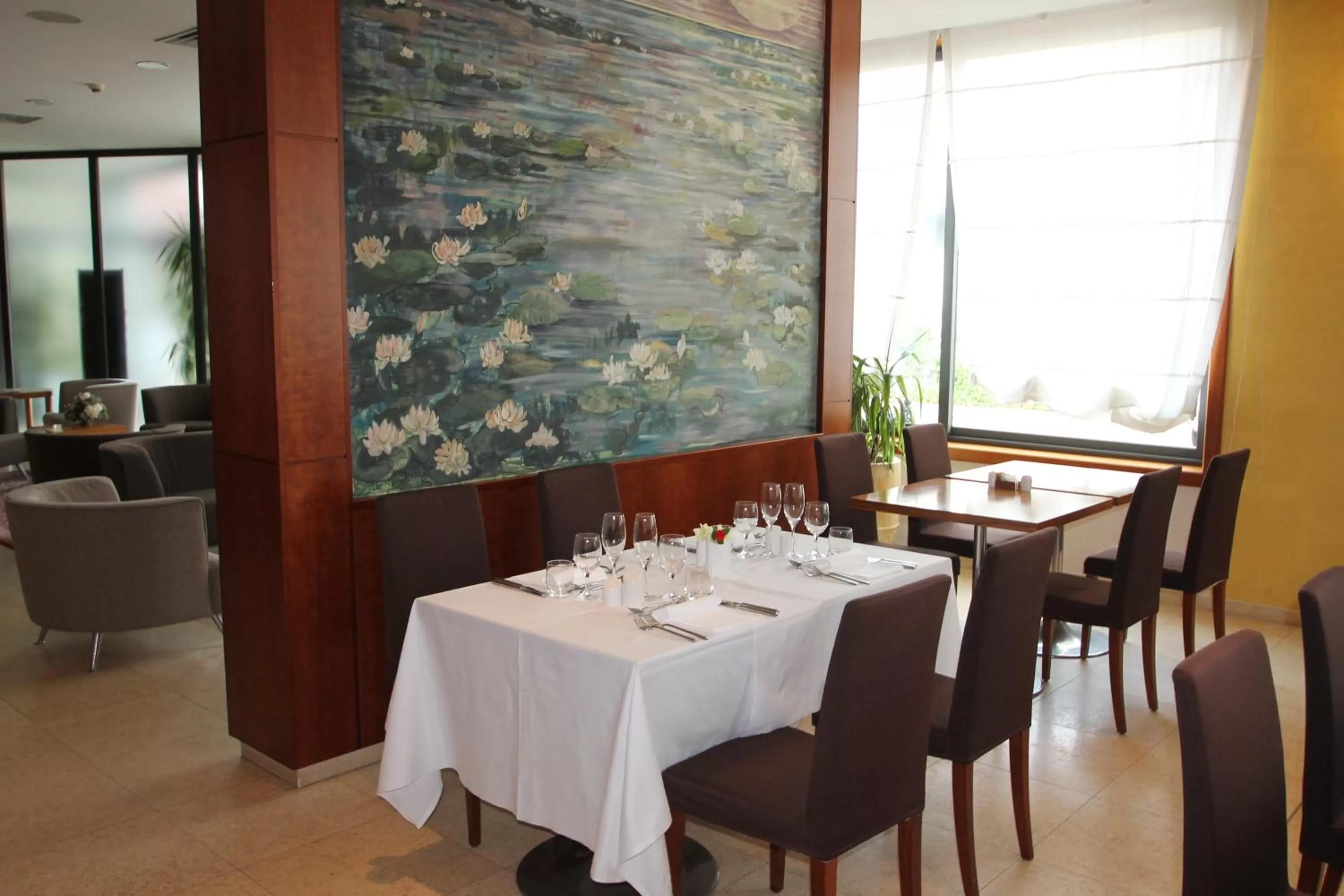 Restaurant/places to eat in MH Hotel Piacenza Fiera