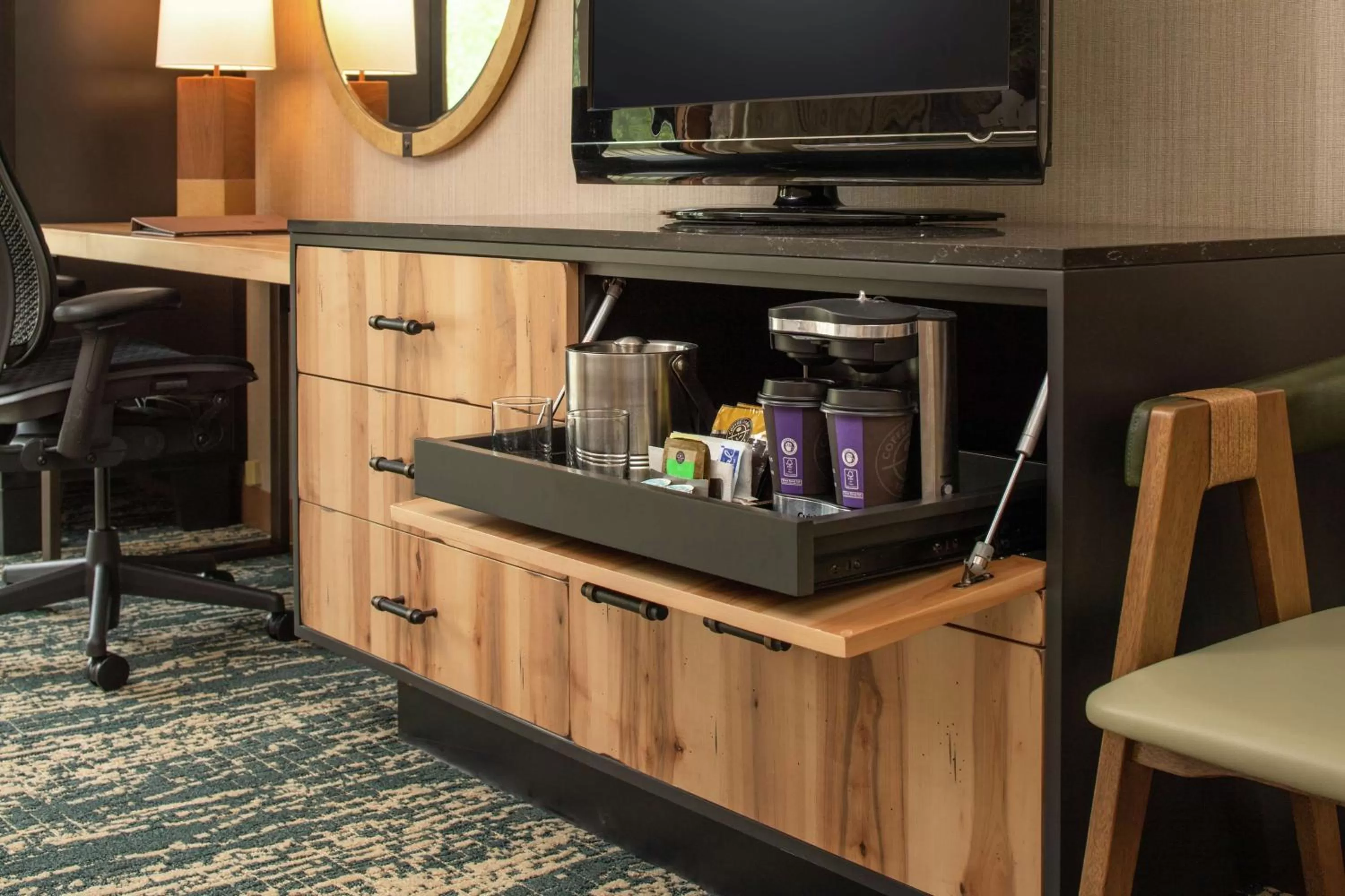 Bedroom in DoubleTree by Hilton Missoula Edgewater