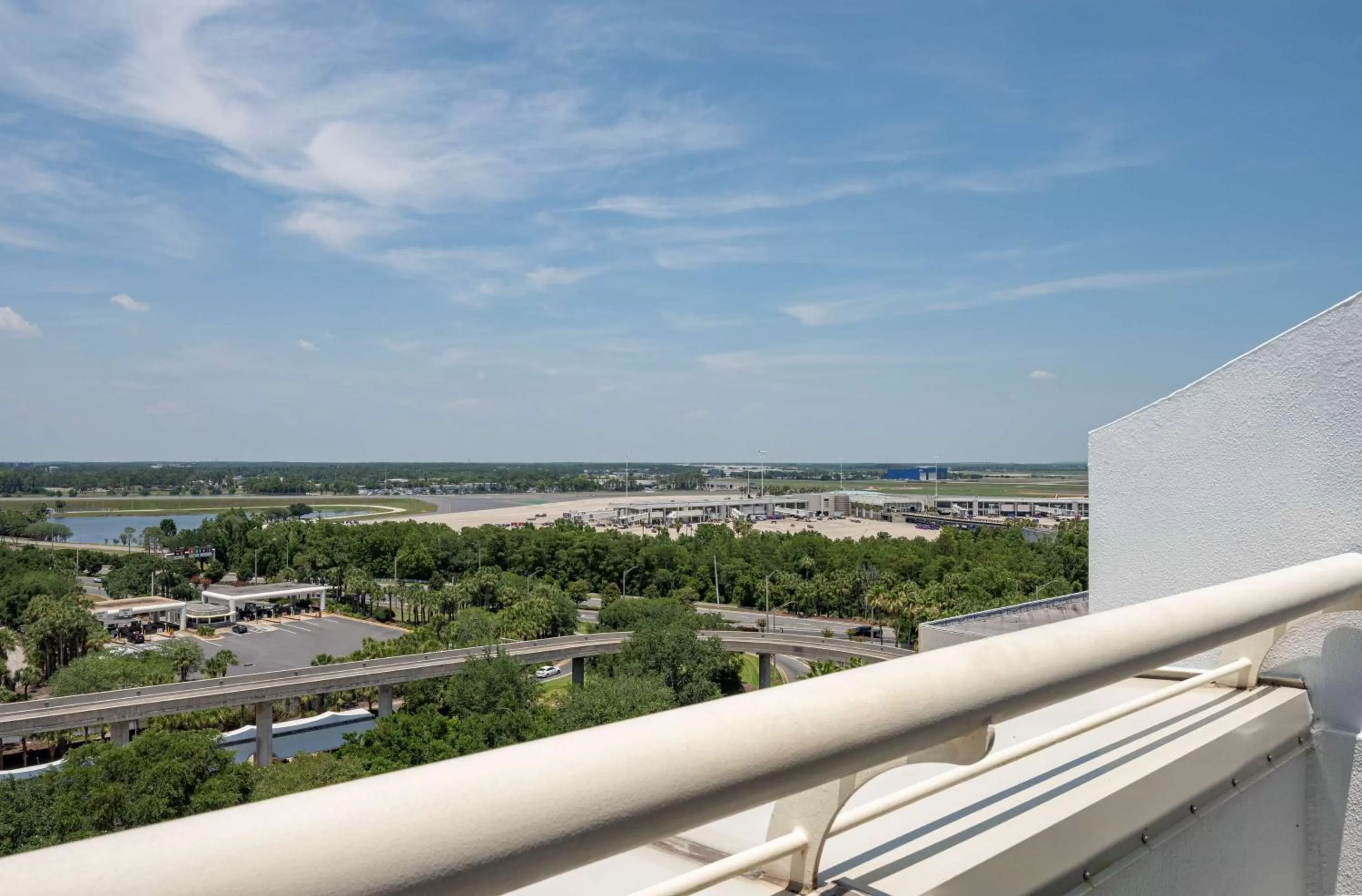 Bedroom in Hyatt Regency Orlando International Airport Hotel