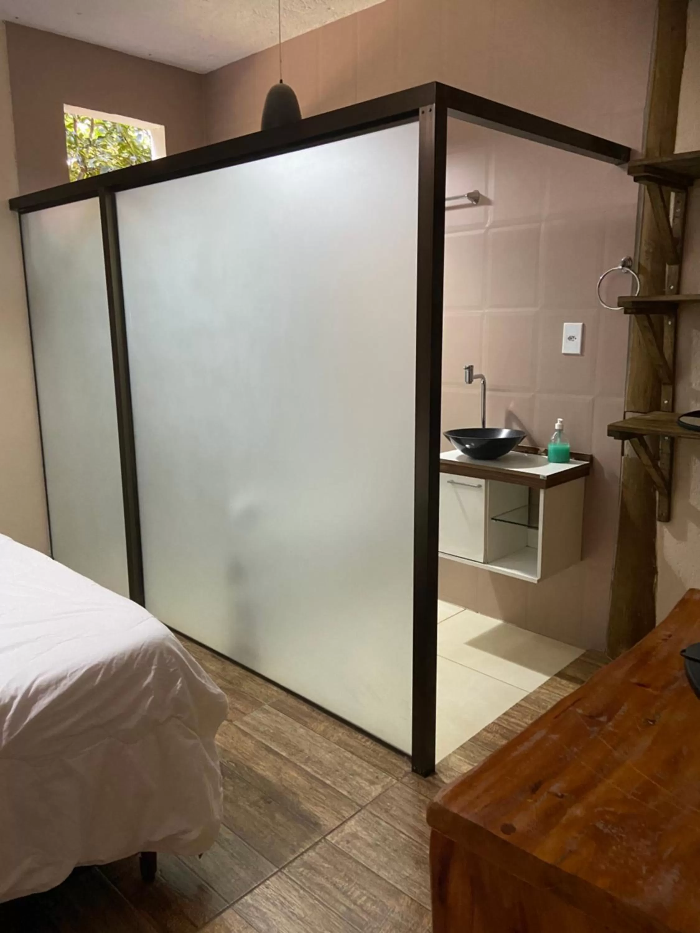 Kitchen/Kitchenette in A Mi Manera Bistro, Pousada e Cervejaria Artesanal!