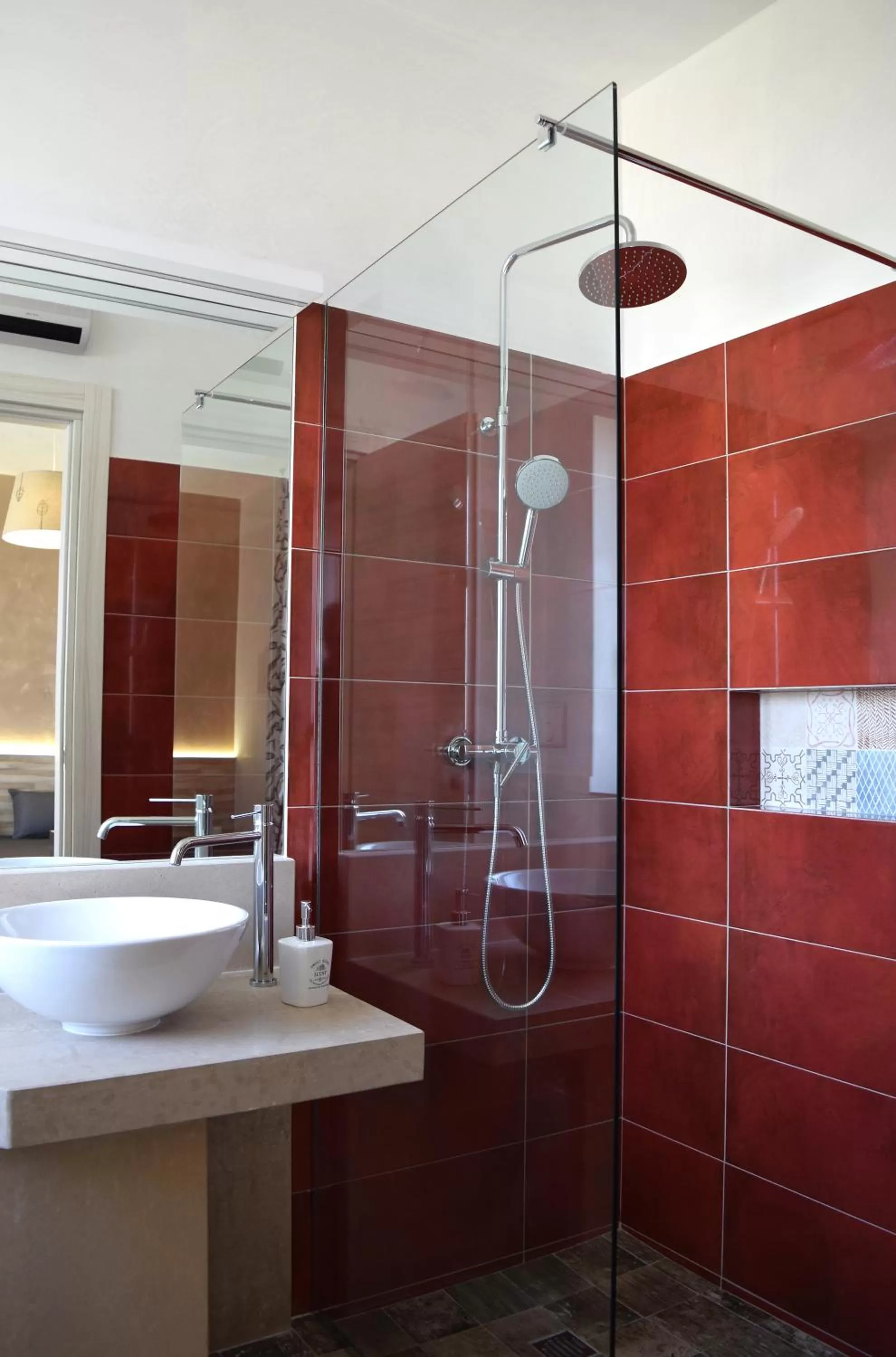 Shower in La Suite Negli Orti