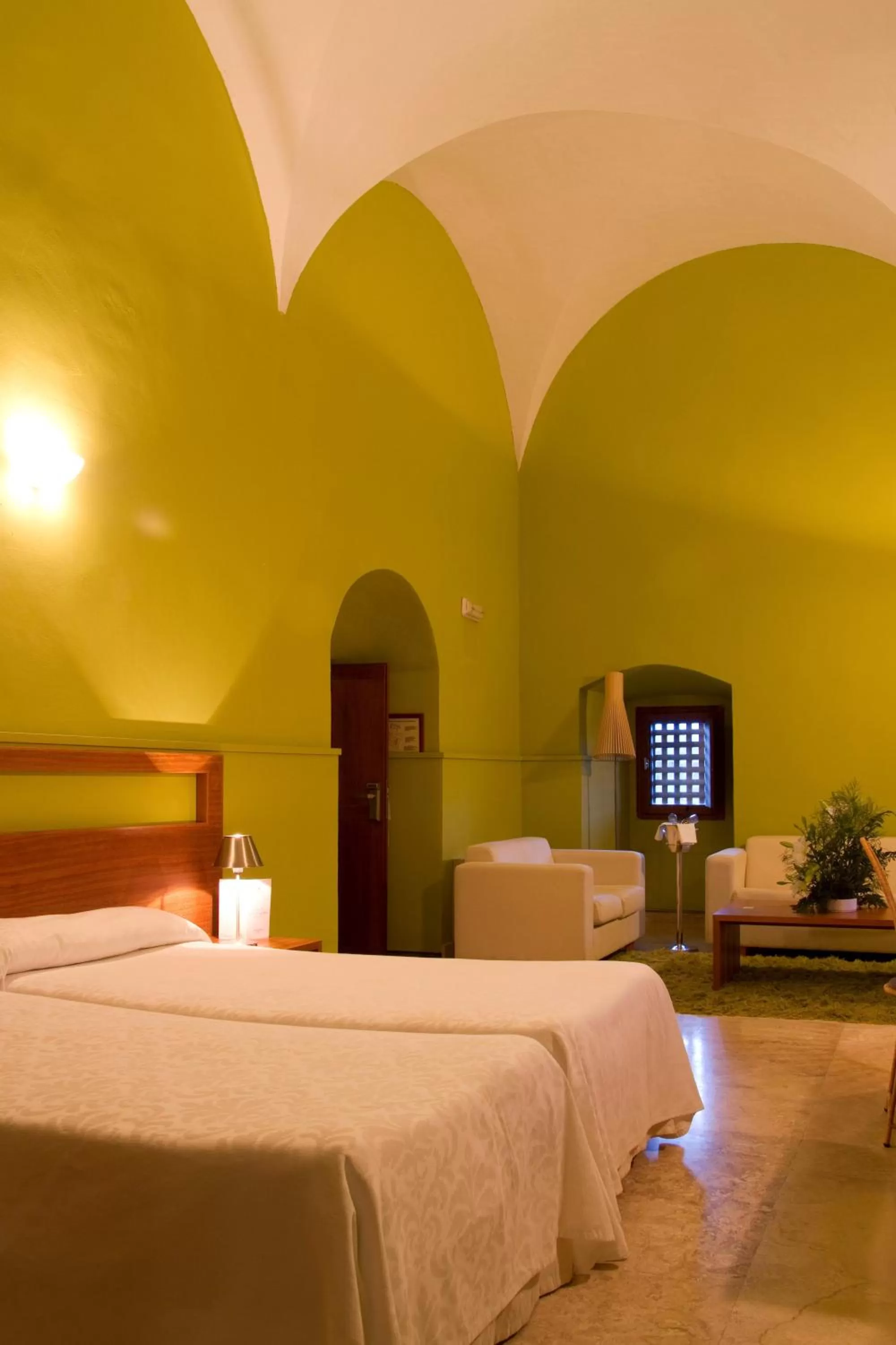 Bed in Hotel Conventual de Alcántara