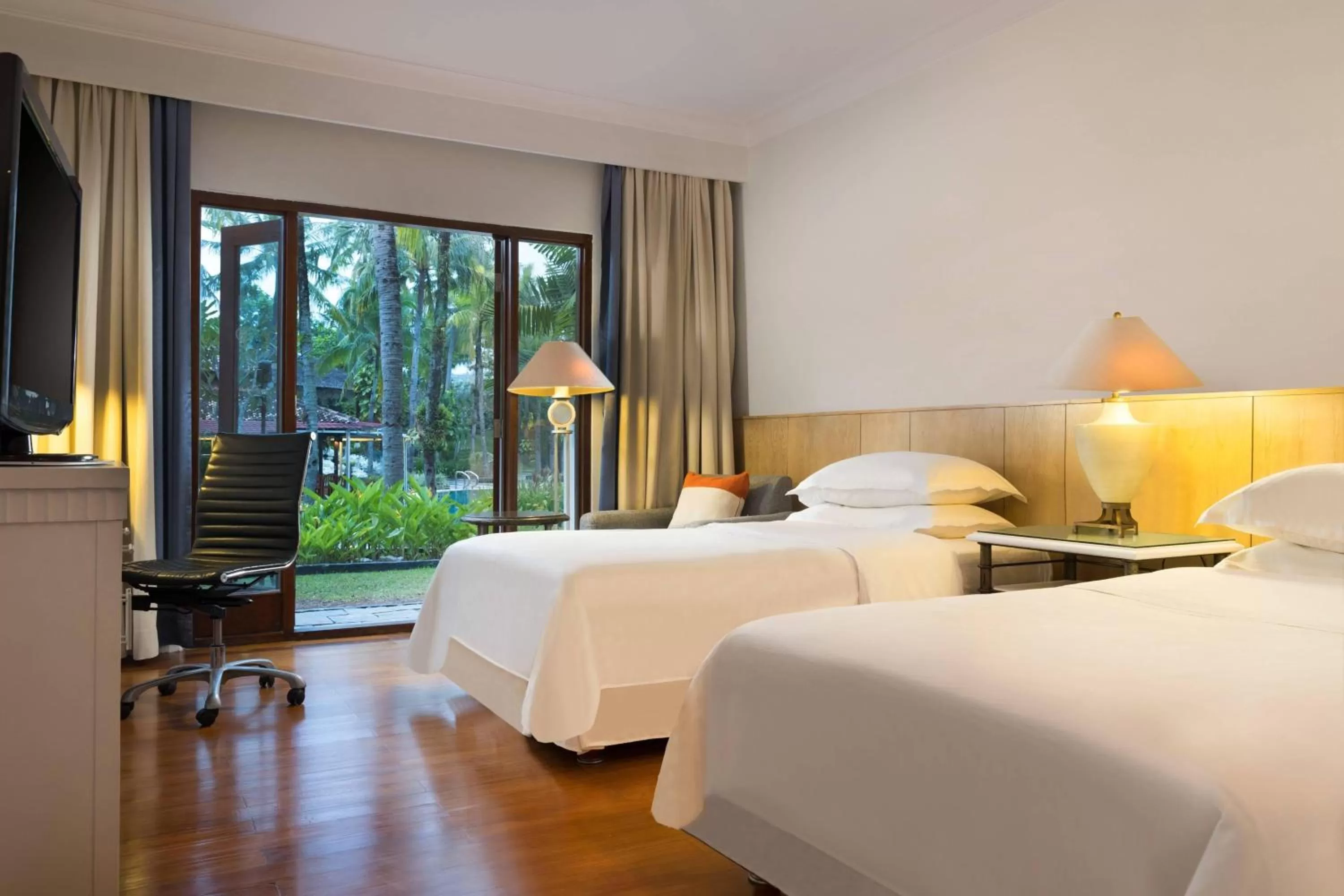 Deluxe Twin Room with Terrace and Garden Access - Non-Smoking in AKAR Hotels & Resort Lampung