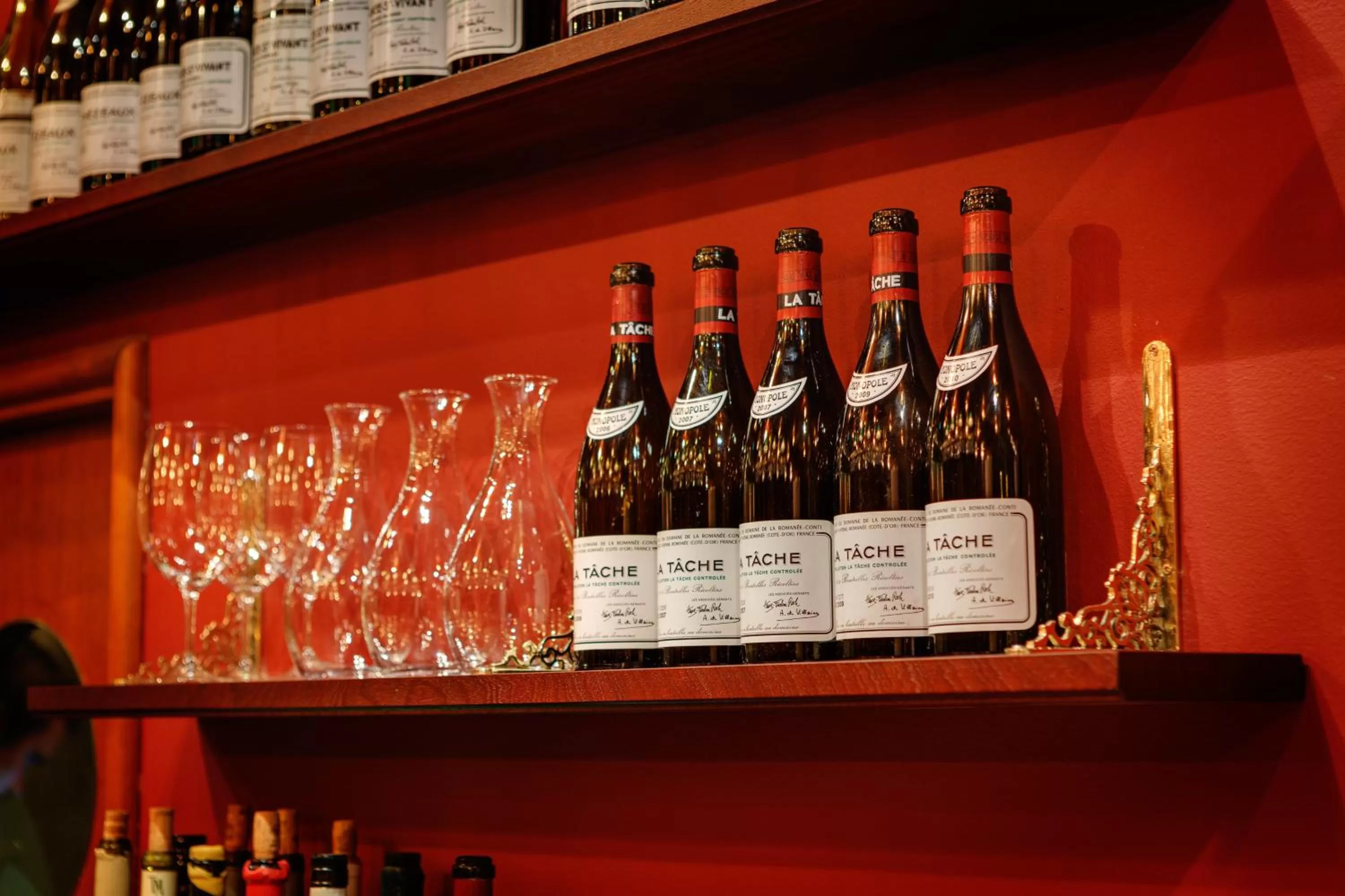 Lounge or bar in Victory Hotel