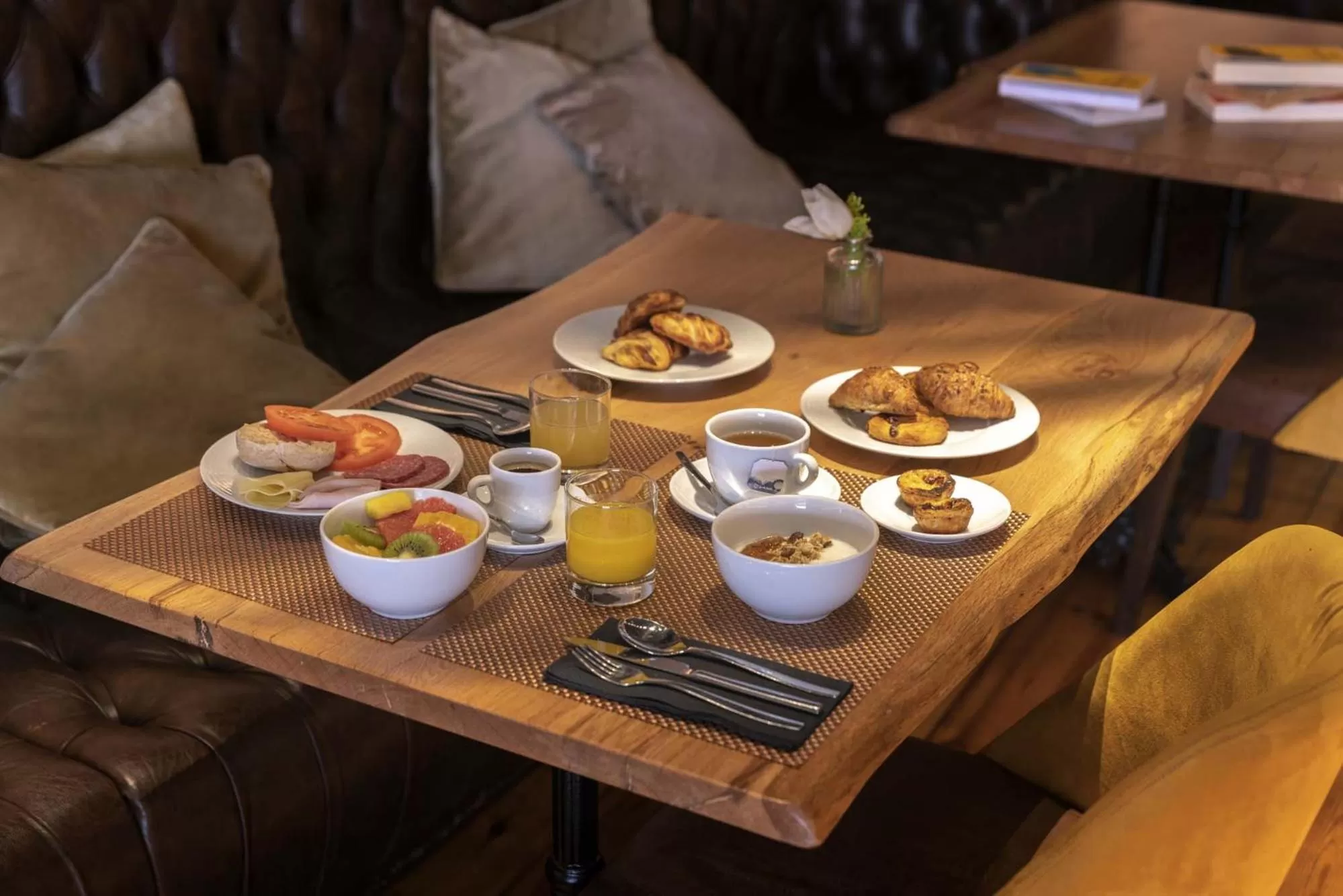 Food and drinks in 9Hotel Mercy