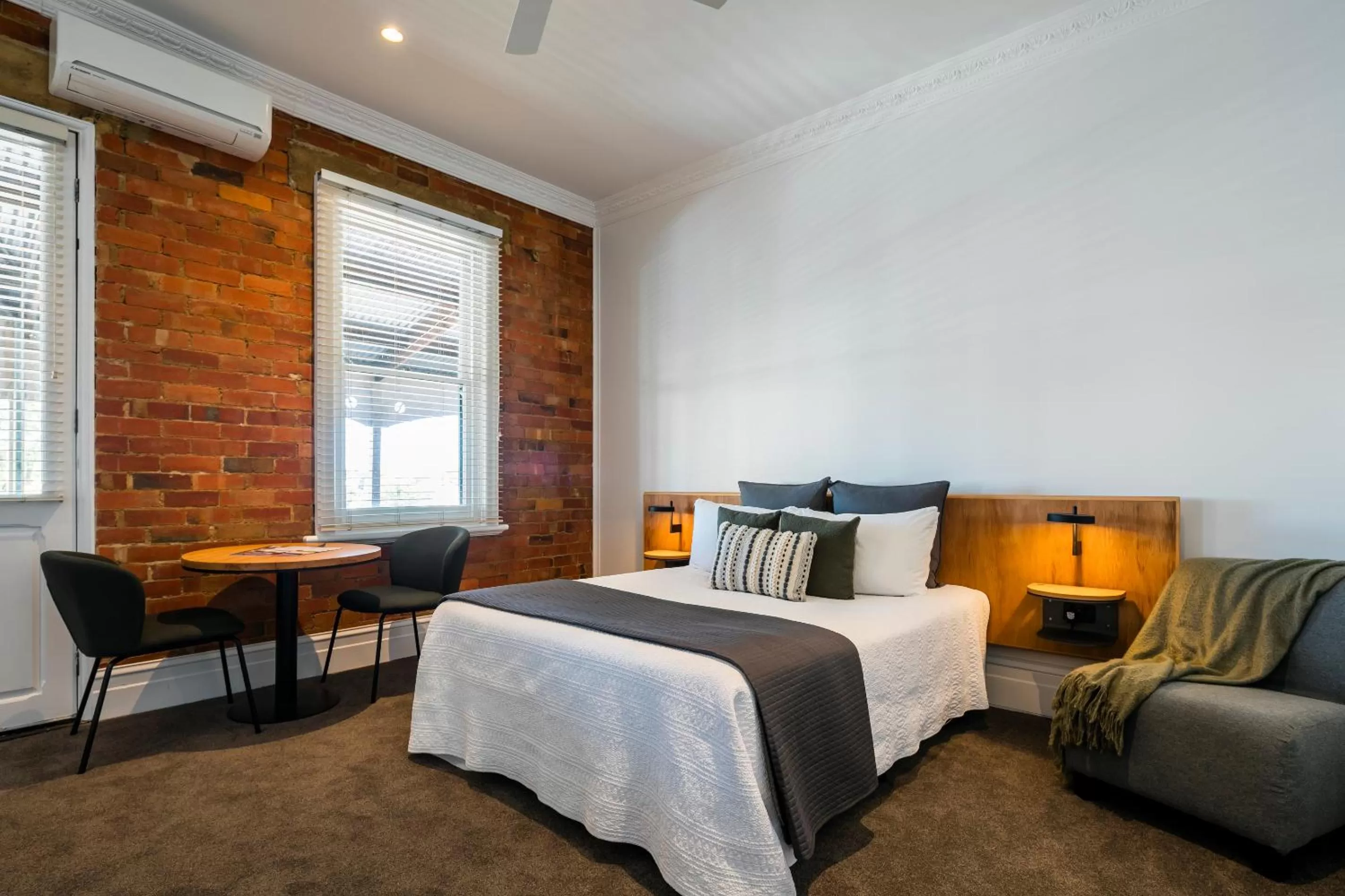 Bed in The Royal Daylesford Hotel