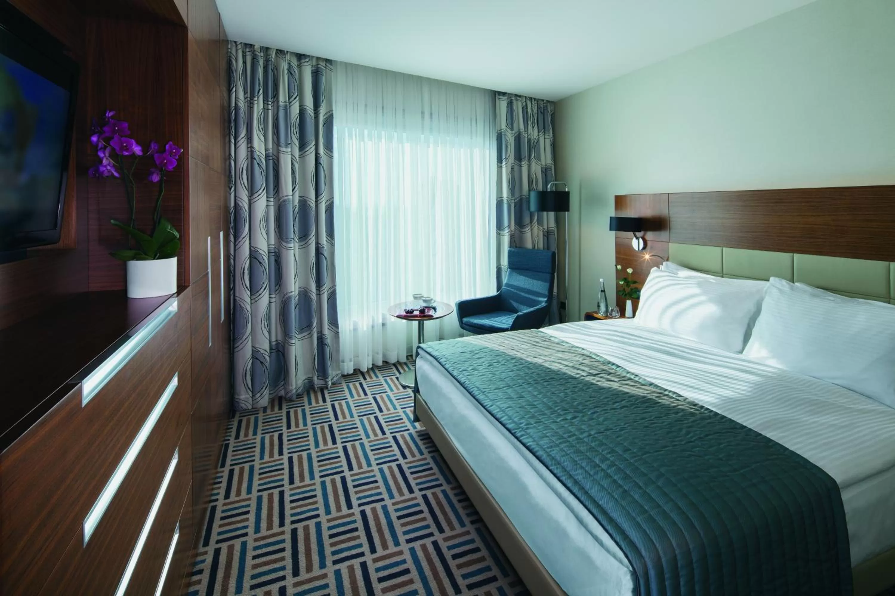 Bed in Movenpick Hotel Ankara