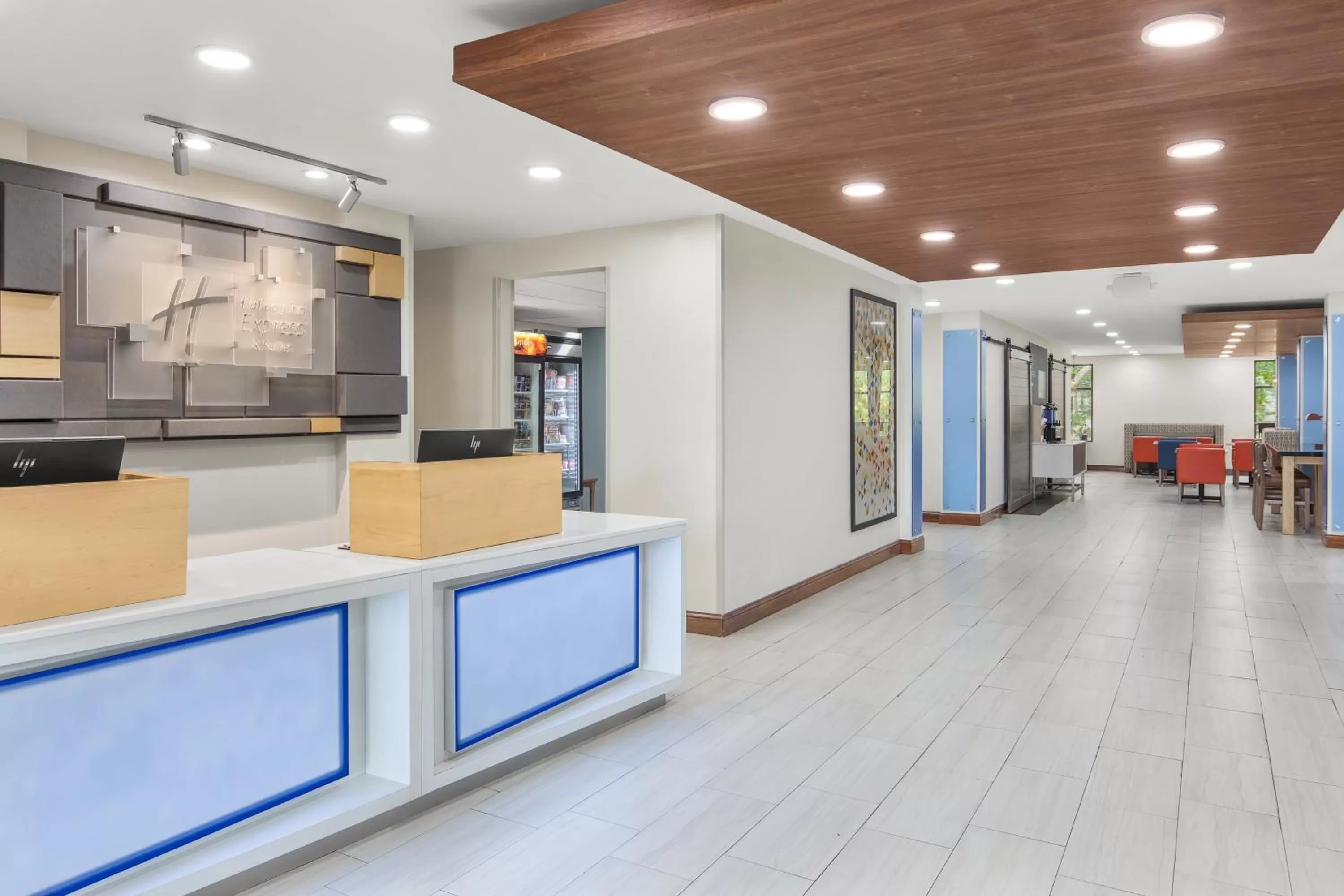 Property building in Holiday Inn Express & Suites - Hardeeville-Hilton Head by IHG