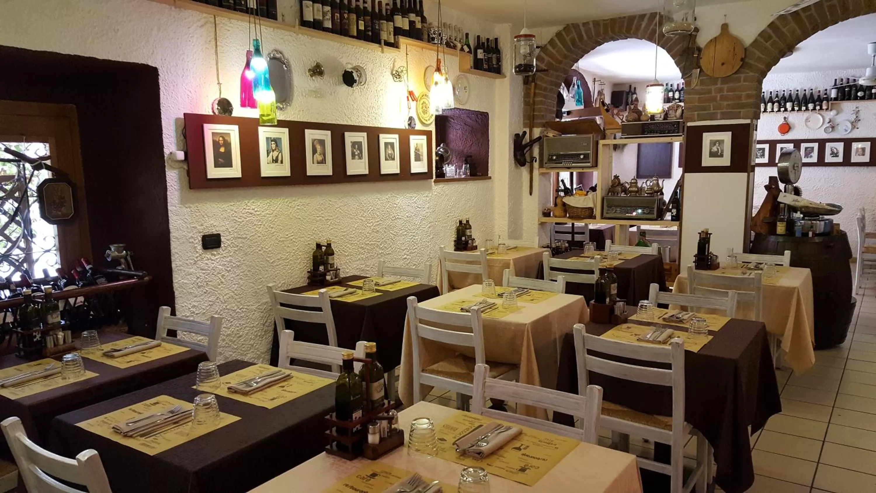 Restaurant/places to eat in Casa Lady