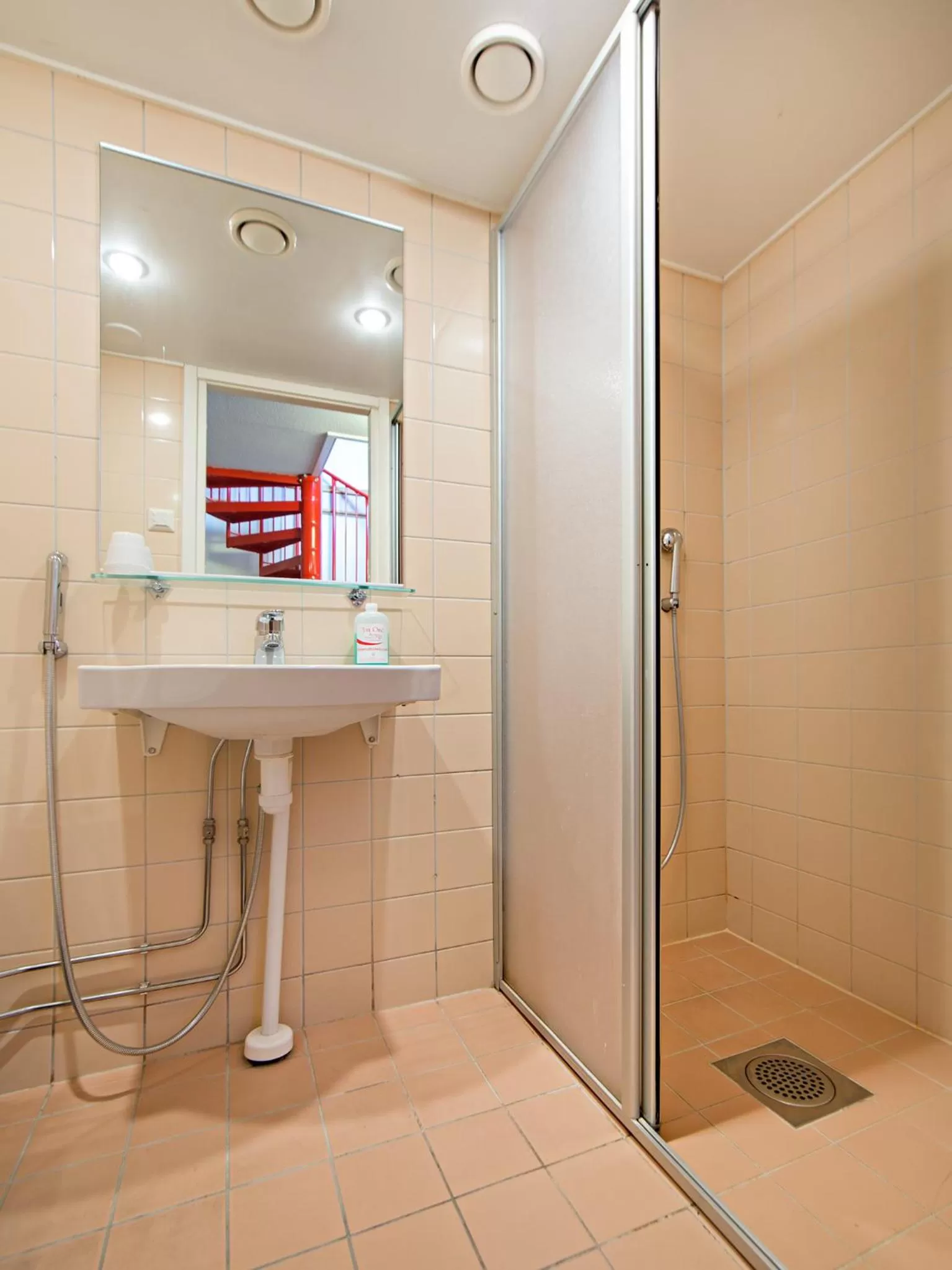 Bathroom in Omena Hotel Turku Humalistonkatu