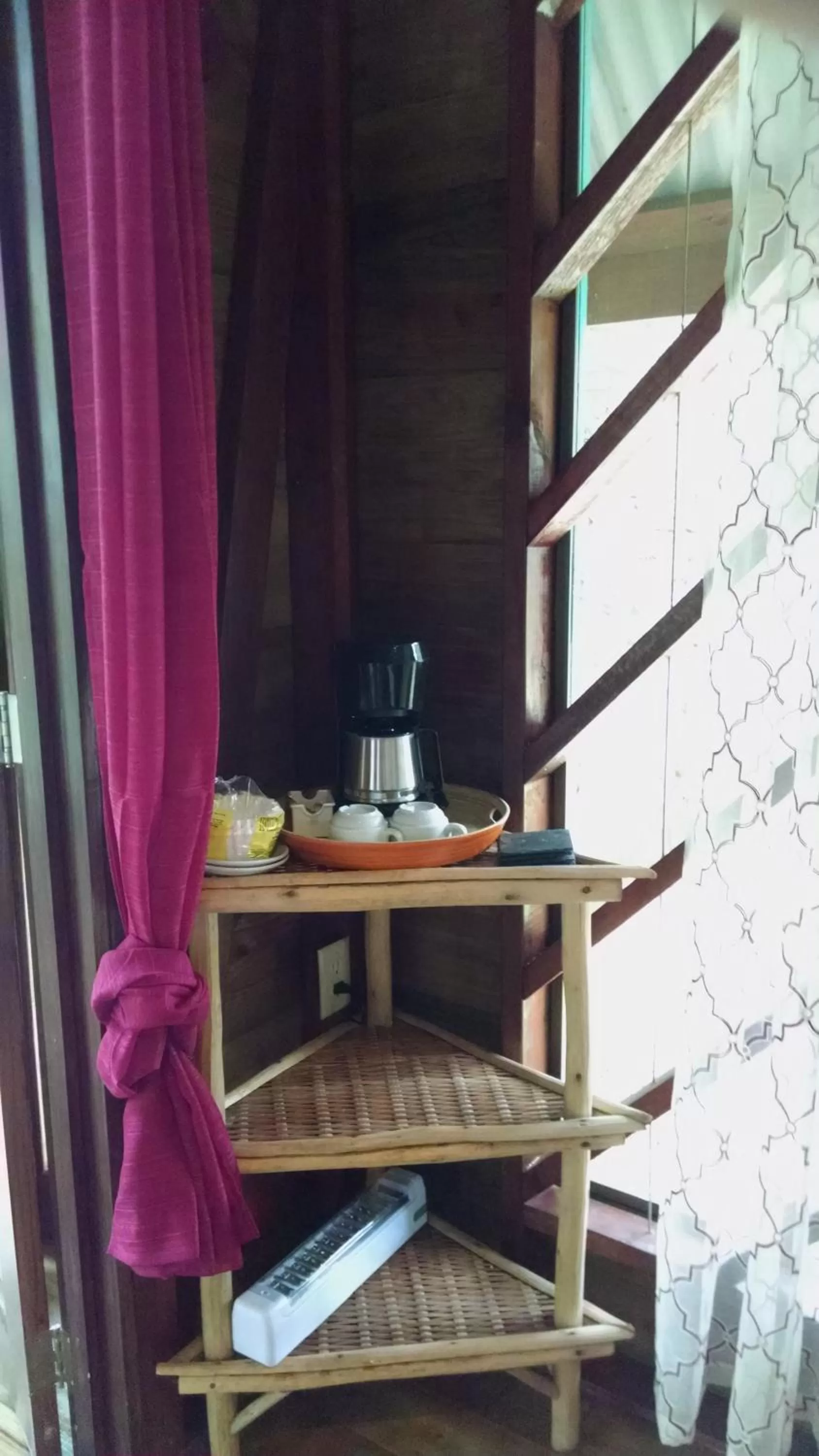 Day, Coffee/Tea Facilities in Surf Break at Paunch