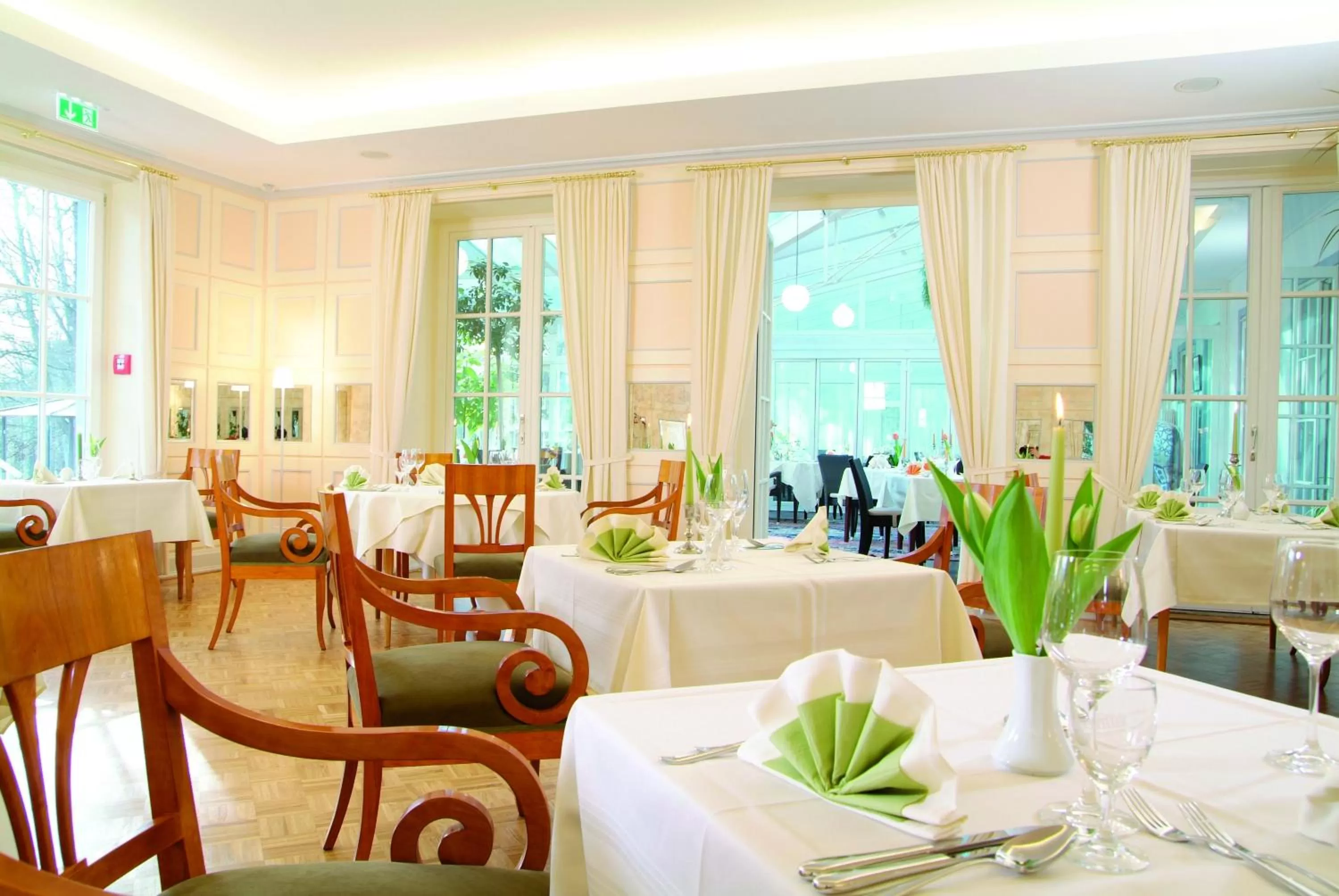 Restaurant/places to eat in Parkhotel Wolfsburg