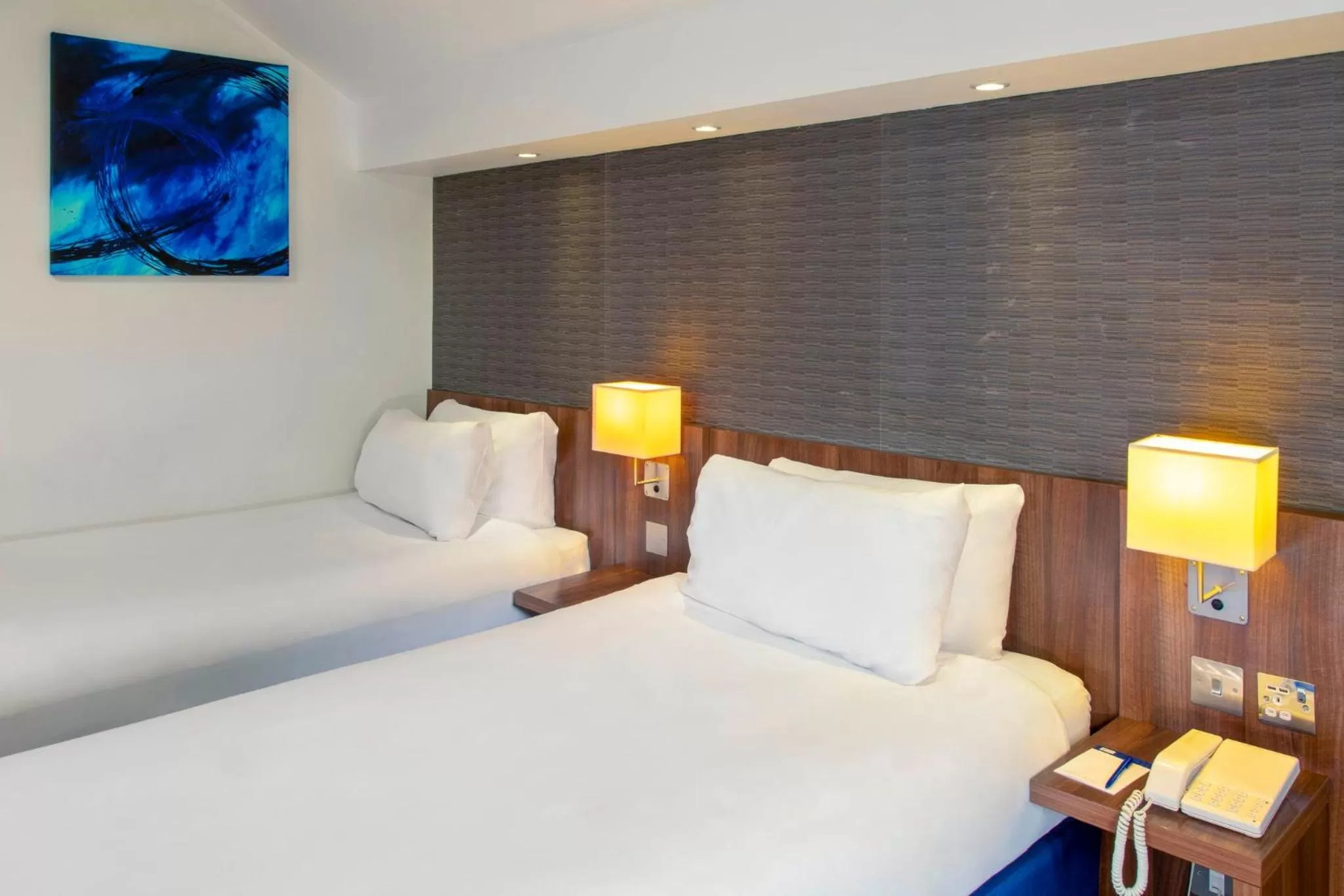 Photo of the whole room, Bed in Holiday Inn Express York by IHG