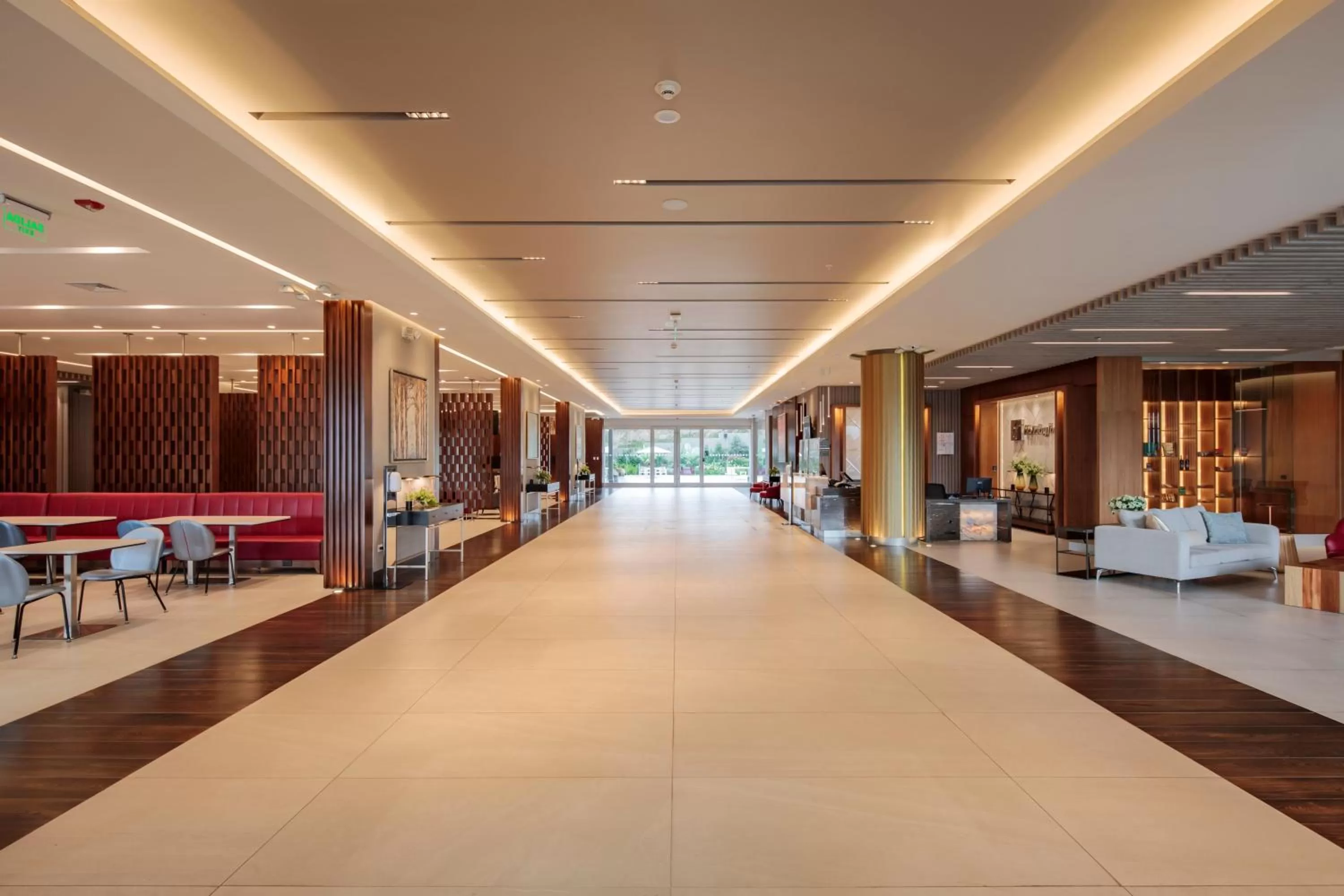 Property building in Holiday Inn - Quito Airport by IHG