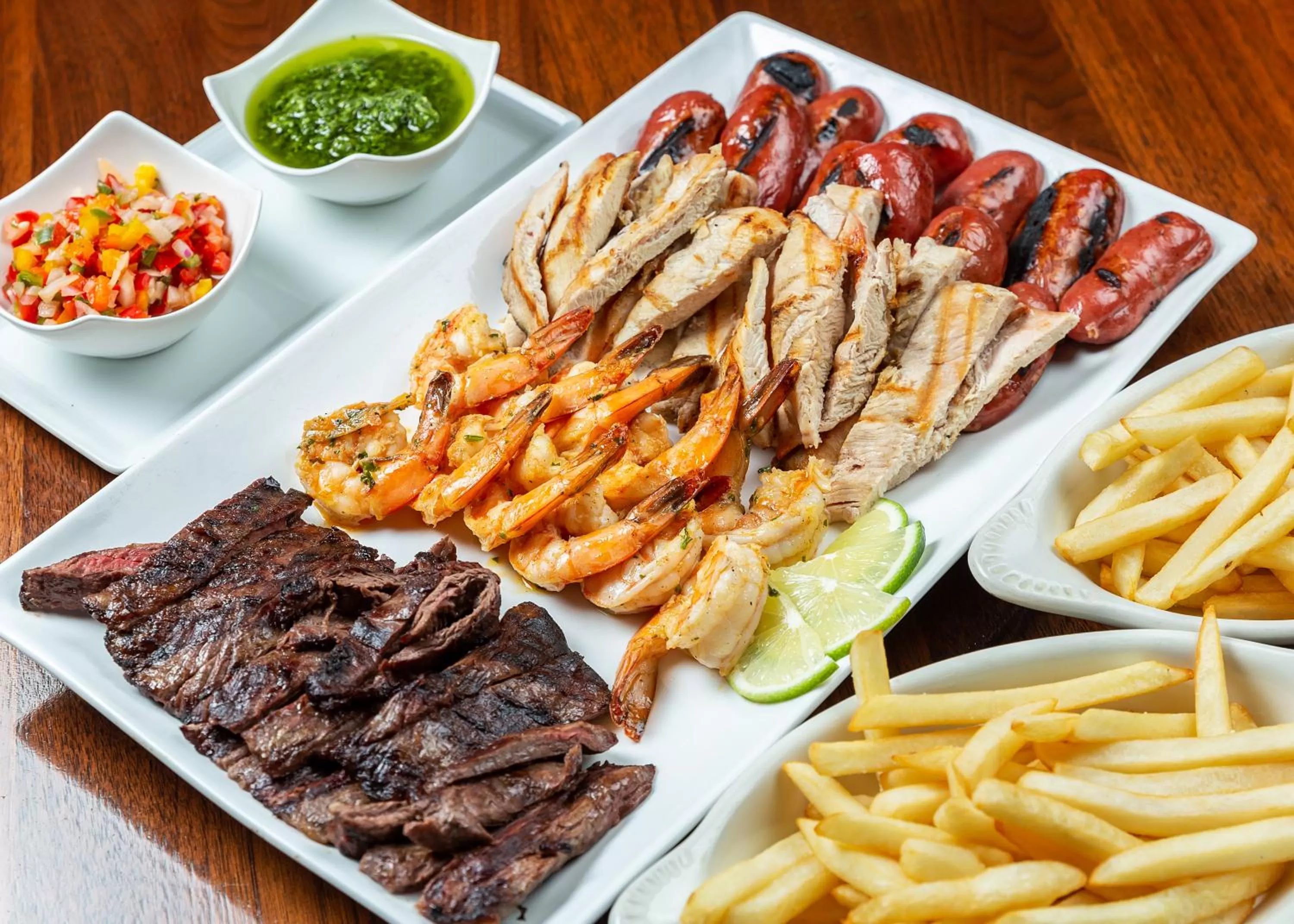 Restaurant/places to eat in InterContinental Tegucigalpa at Multiplaza Mall by IHG