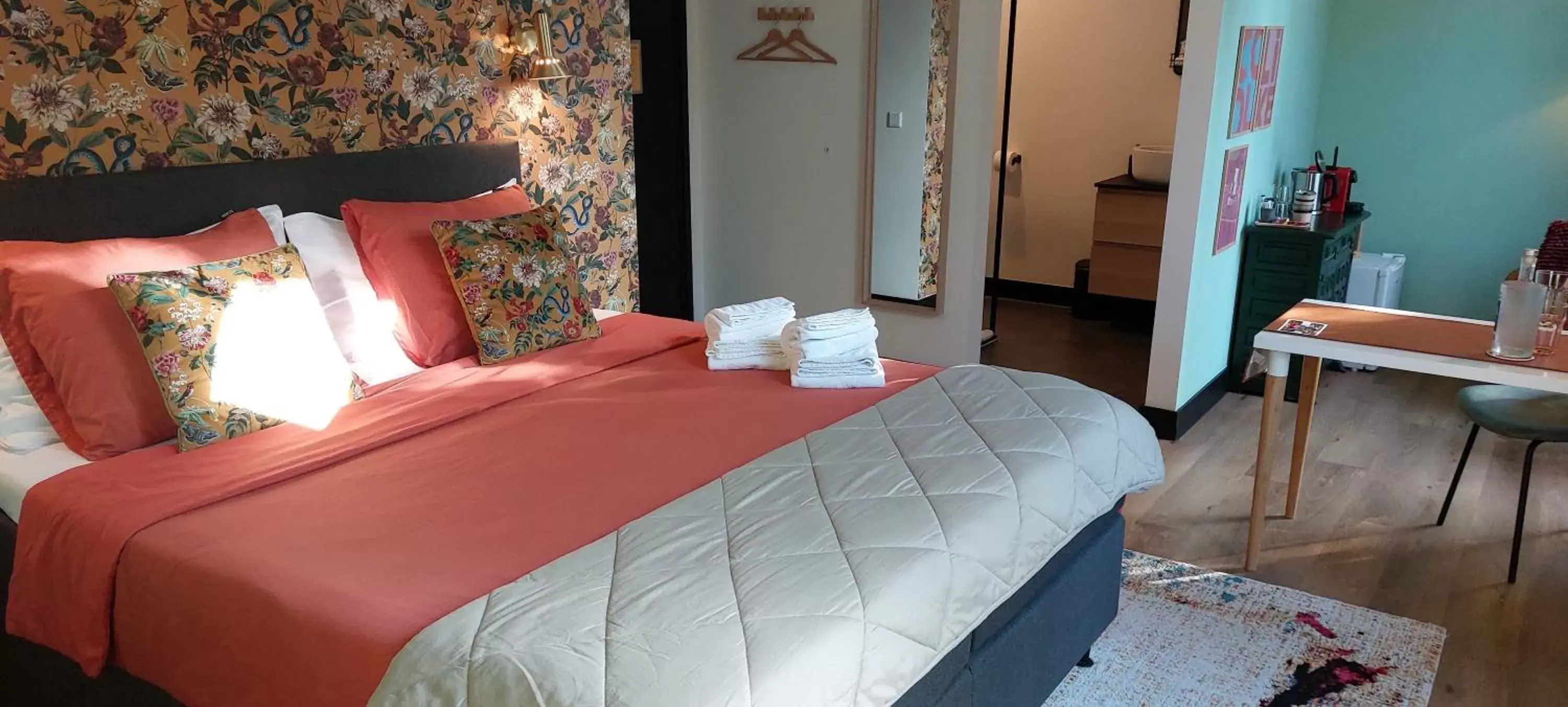 Double Room with Private Bathroom in Stadsslaperij B&B Double Room with Private Bathroom in Stadsslaperij B&B