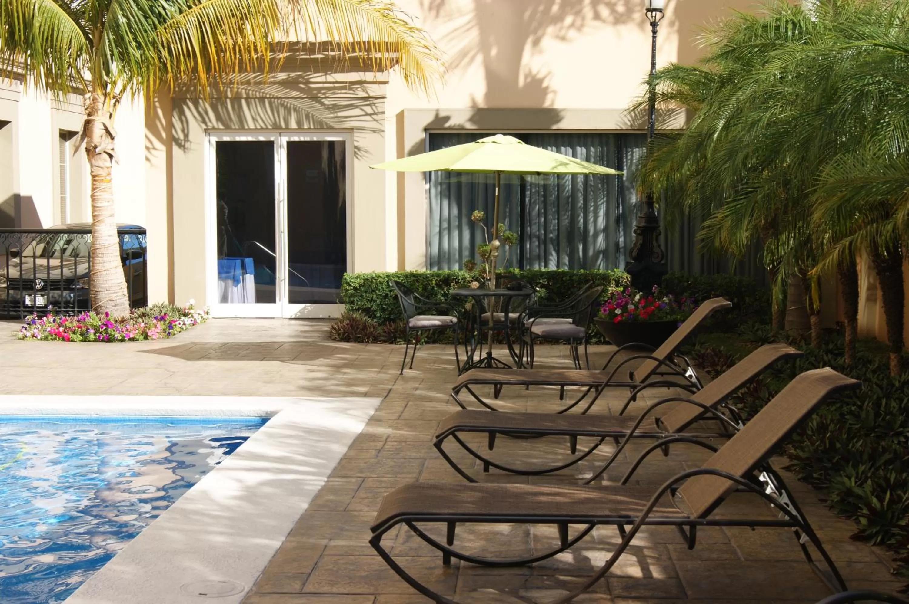 Patio in Best Western PLUS Los Mochis